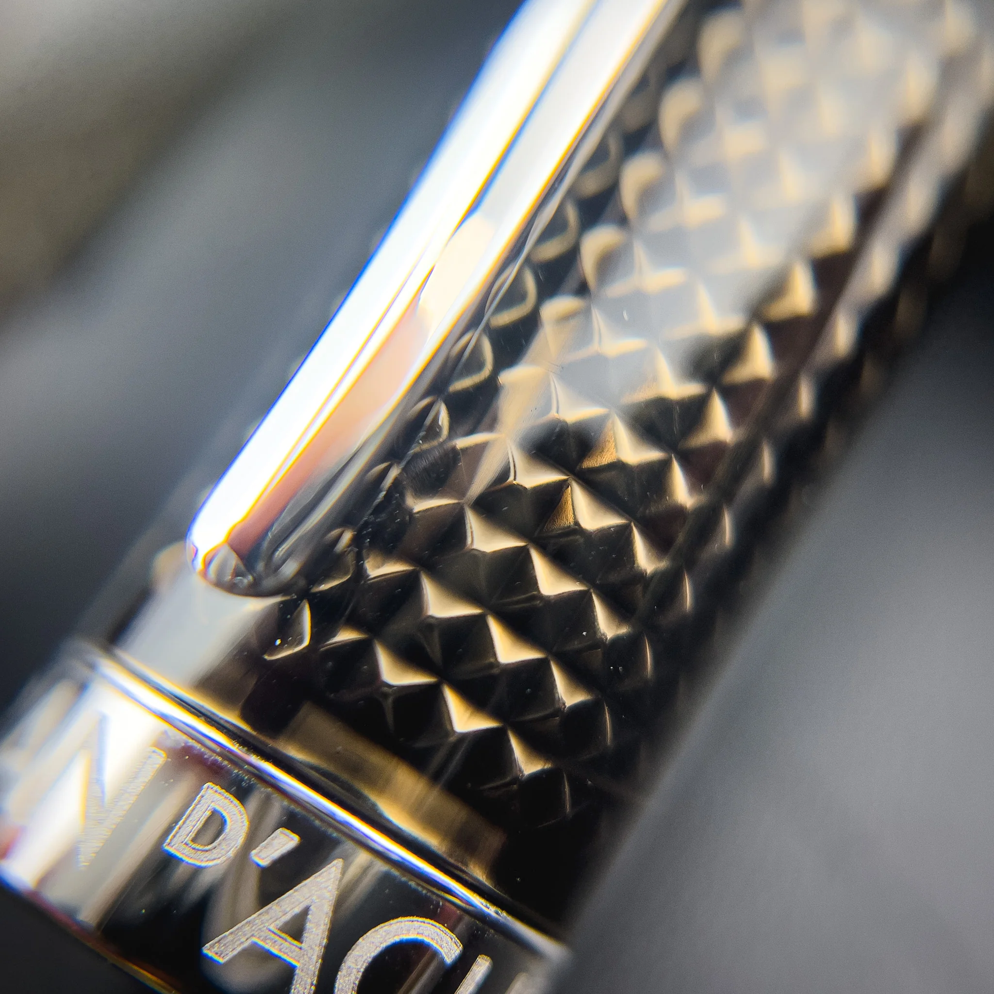 Caran d'Ache LÉMAN Fountain Pen - De Nuit w/ Silver Trim - Image 3