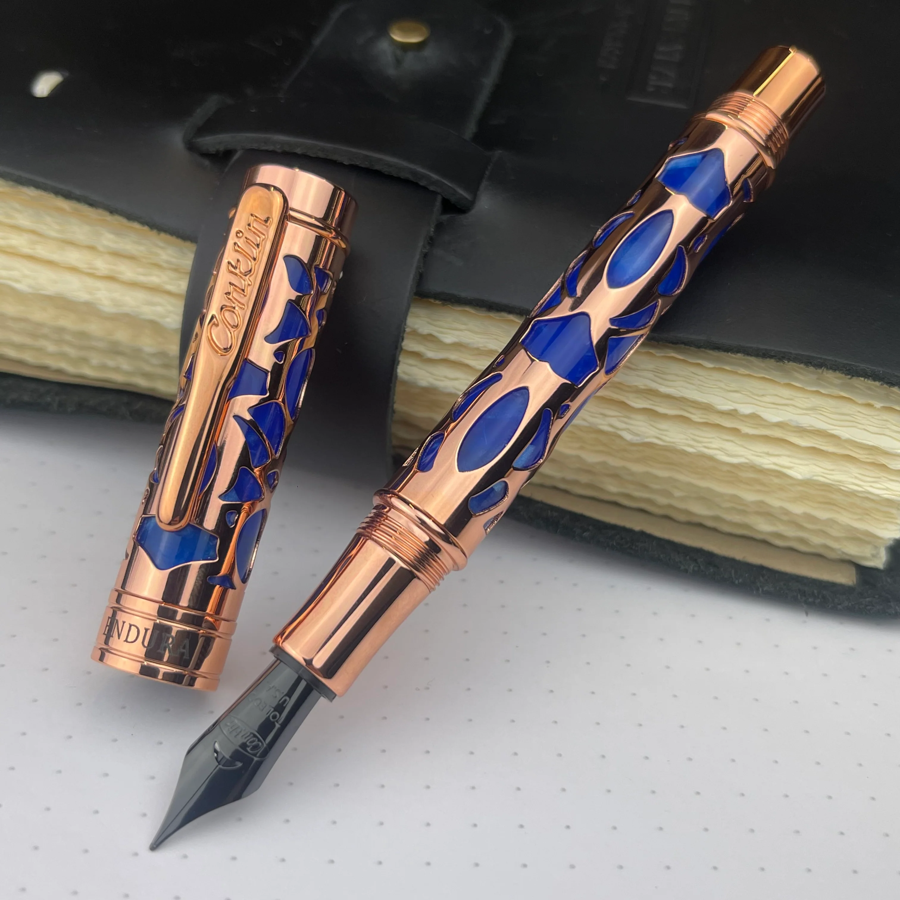 Conklin Endura Deco Crest Fountain Pen - Blue w/ Rosegold - Image 4