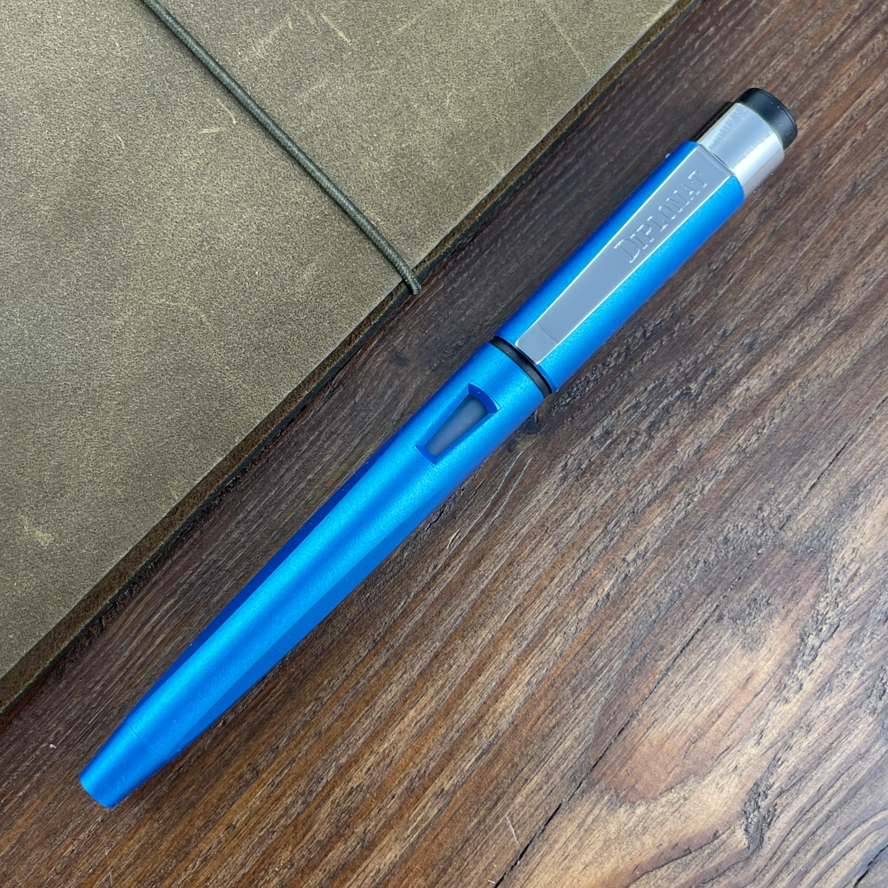 Diplomat Magnum Fountain Pen - Aegean Blu - Image 2