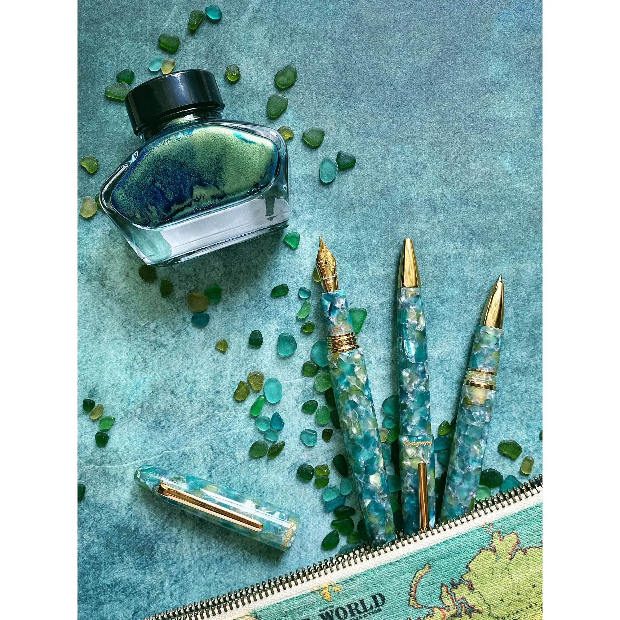 Esterbrook Estie Fountain Pen - Sea Glass w/ Gold Trim - Image 5