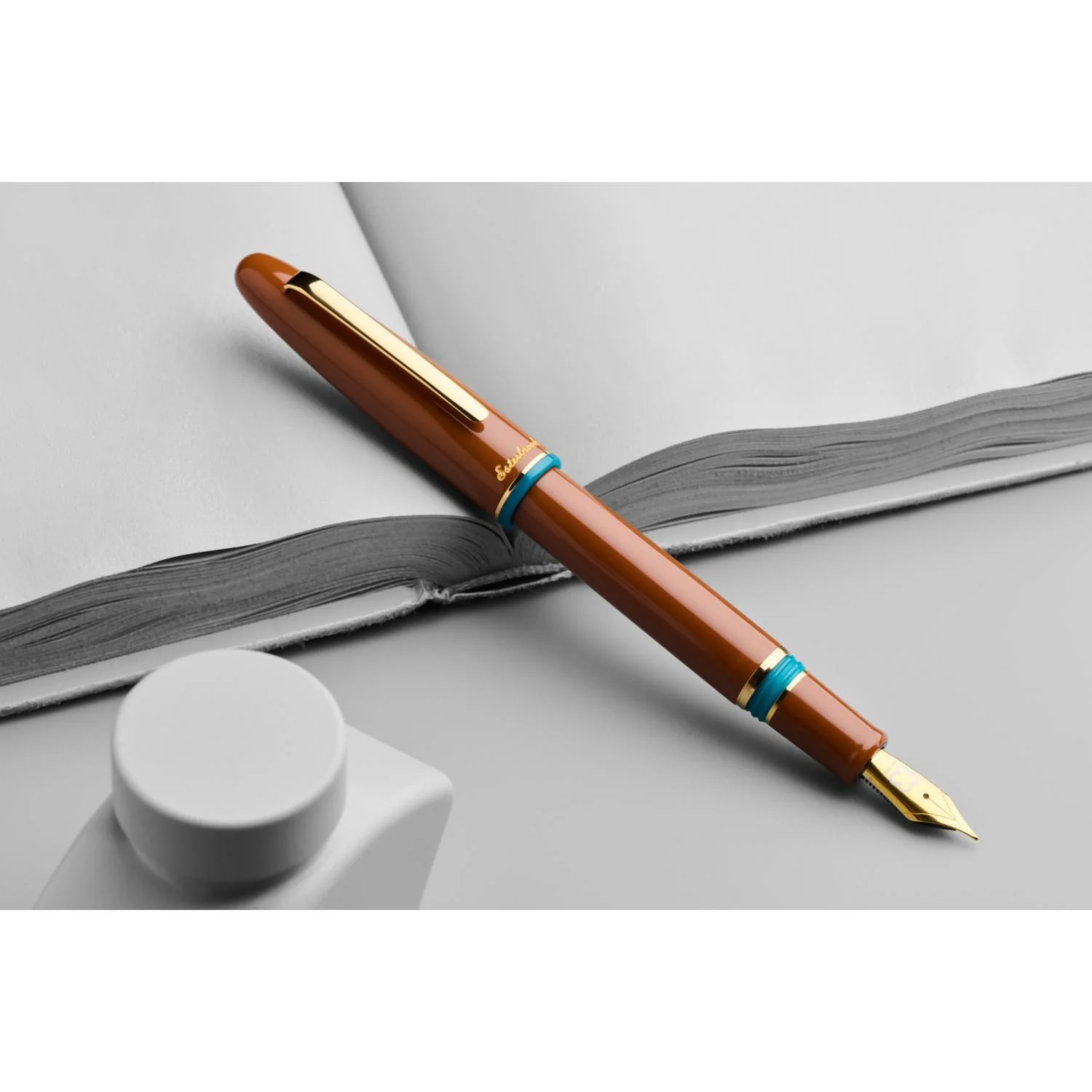 Esterbrook Estie Push Button Fountain Pen - Incredible Rock - Image 5