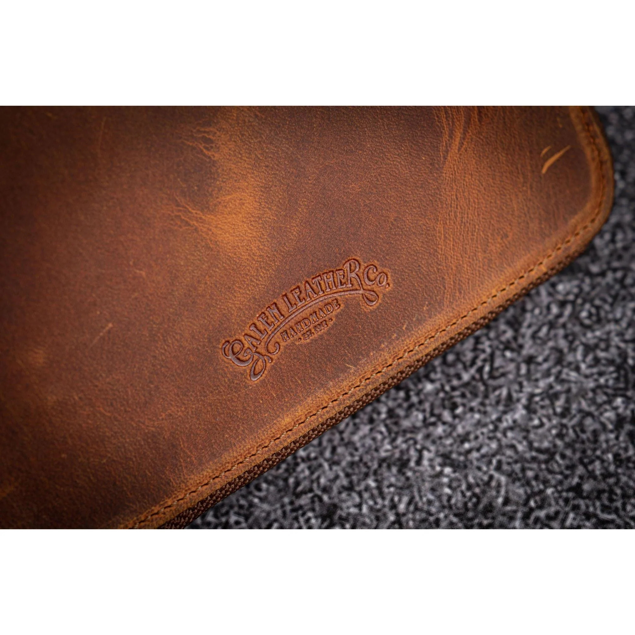Galen Leather 10 Pen Zipper Case with A5 Notebook Holder - Image 7