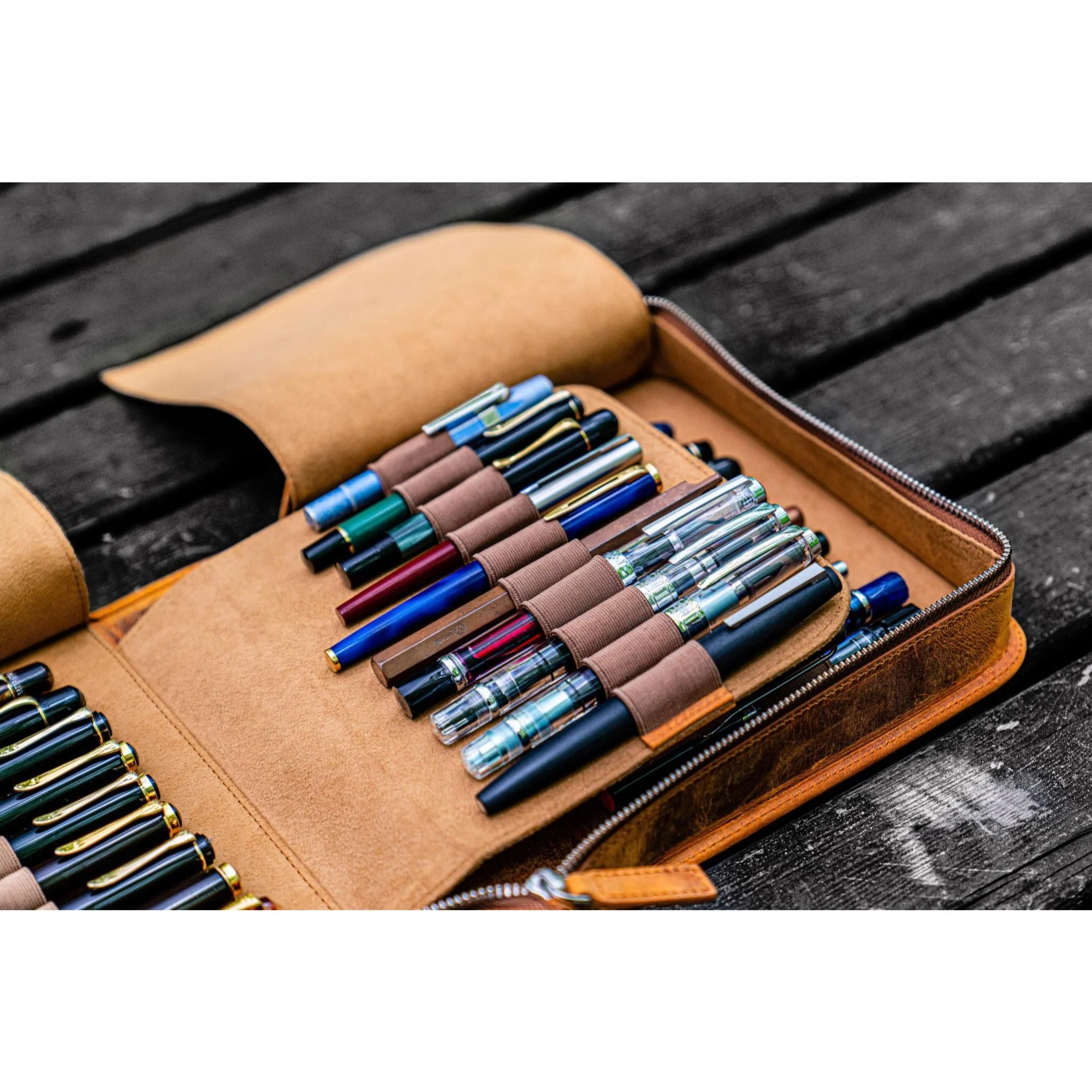 Galen Leather 40 Pen Zipper Case - Image 3