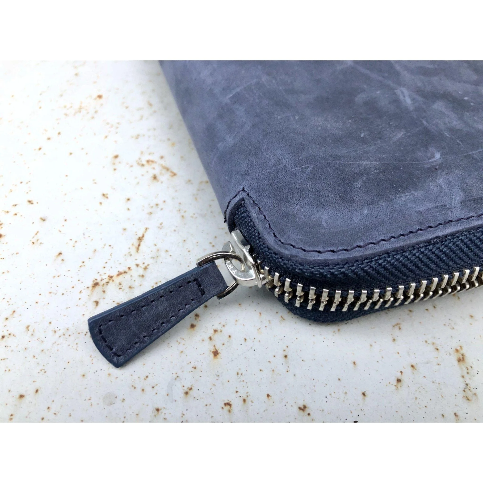 Galen Leather 5 Pen Zipper Case - Image 20