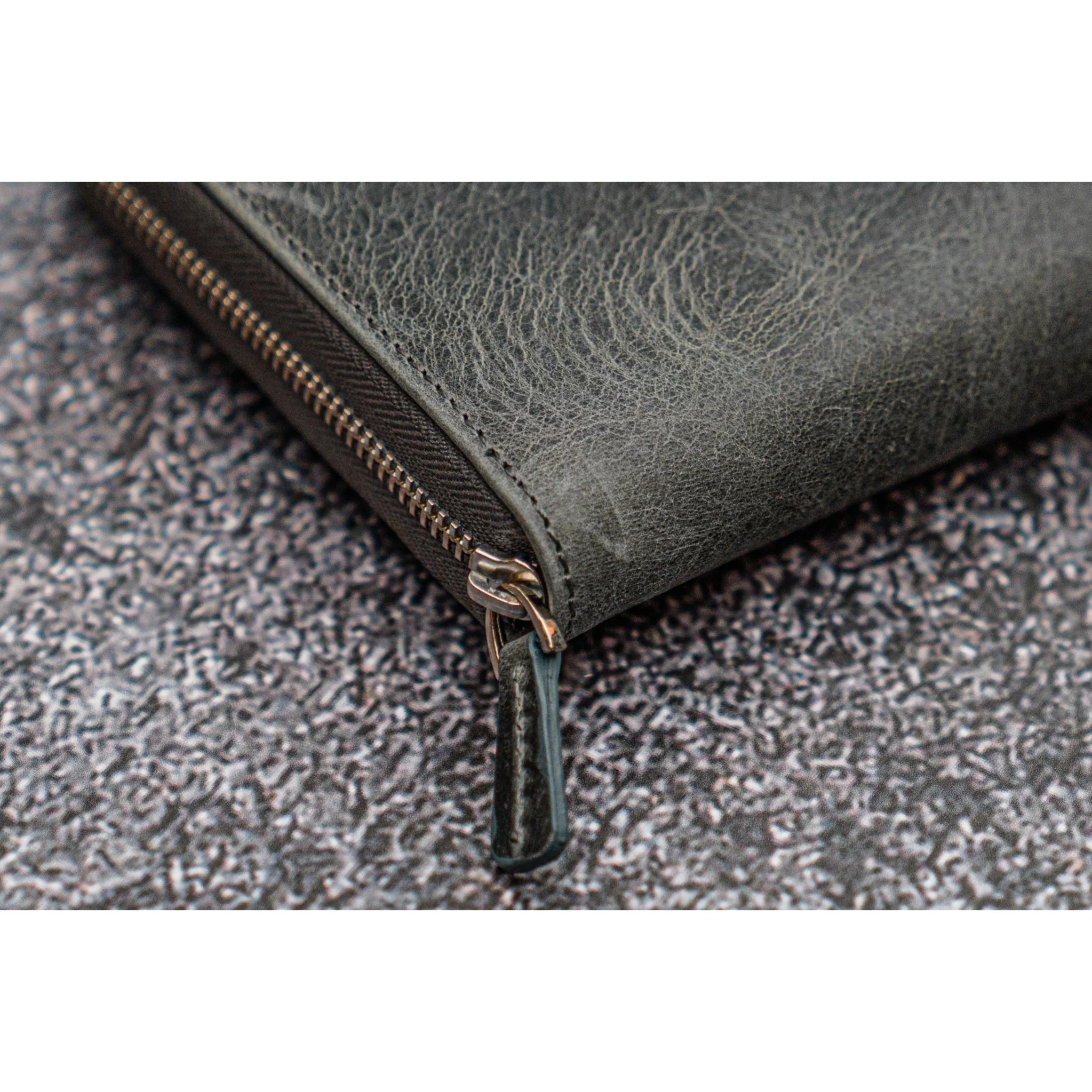 Galen Leather 5 Pen Zipper Case - Image 25
