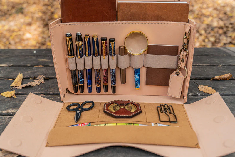 Galen Leather Writer's Medic Bag - Image 15
