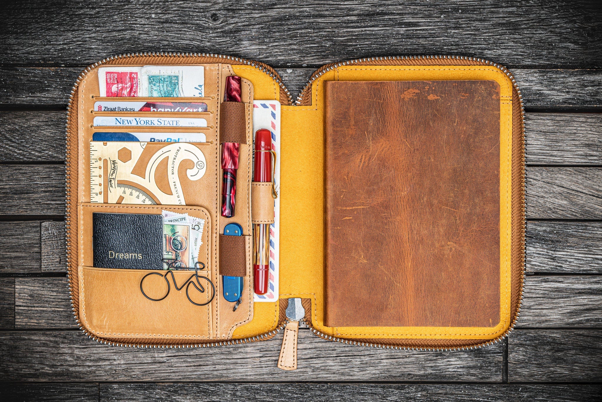 Galen Leather Zipped B6 Notebook Folio - Image 11