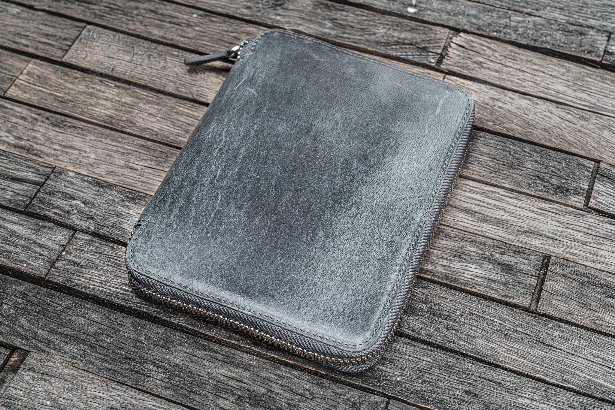 Galen Leather Zipped B6 Notebook Folio - Image 16