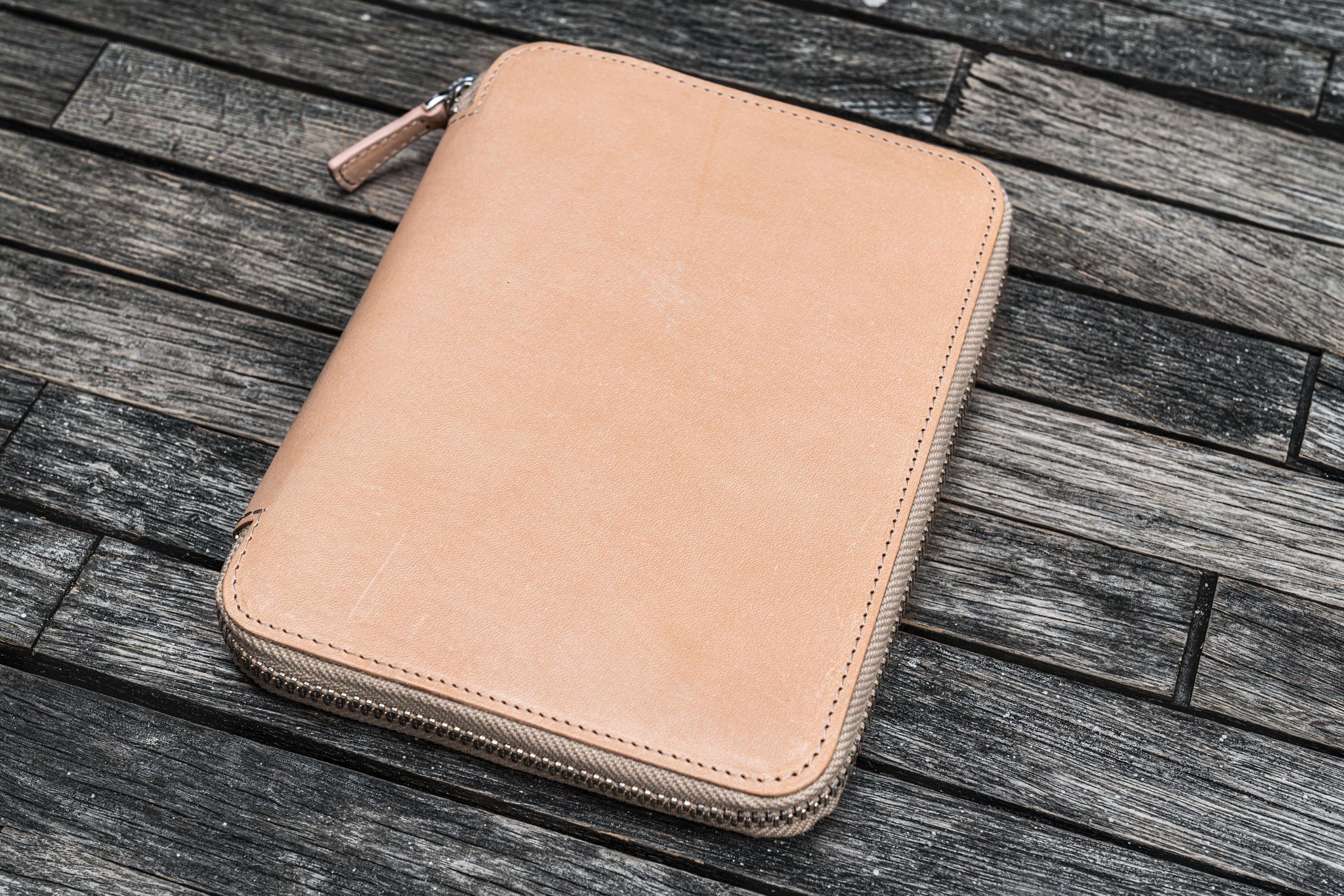 Galen Leather Zipped B6 Notebook Folio - Image 18