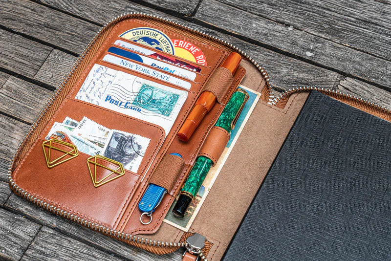 Galen Leather Zipped B6 Notebook Folio - Image 2
