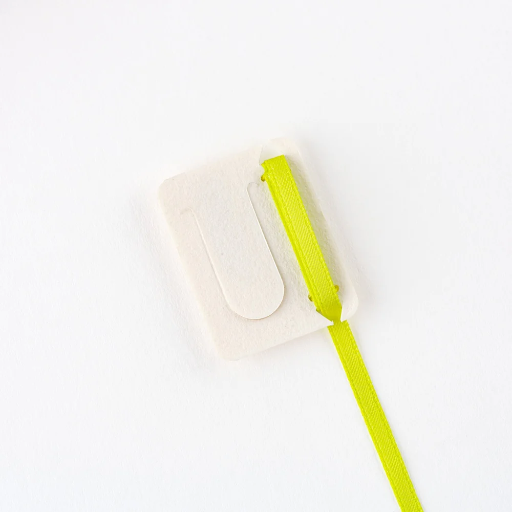 Hobonichi Emroidered Bookmark - Yumi Kitagishi: White Cat - Image 4