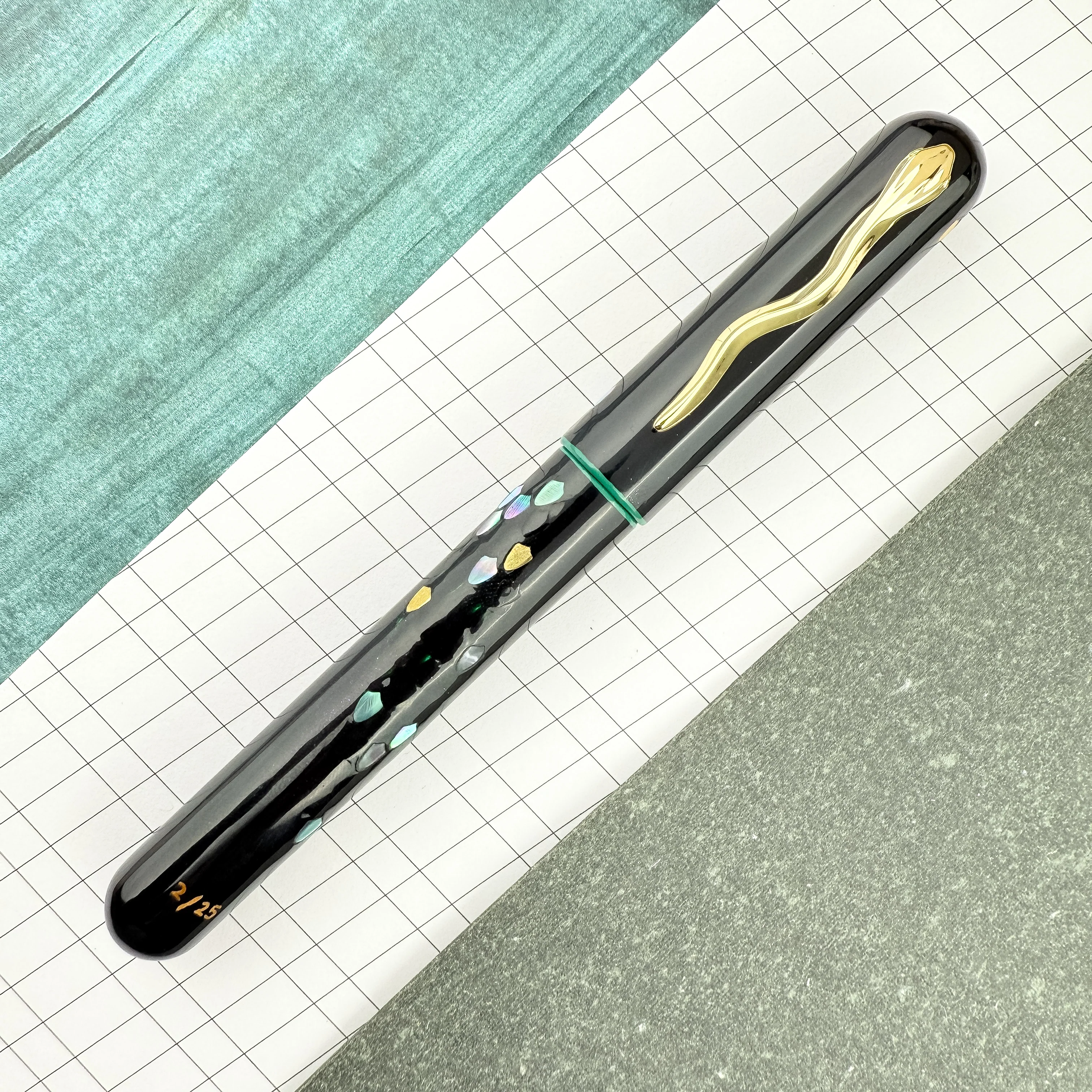 IKKAKU by Nahvalur Fountain Pen - Year of the Snake (Limited Edition) - Image 2