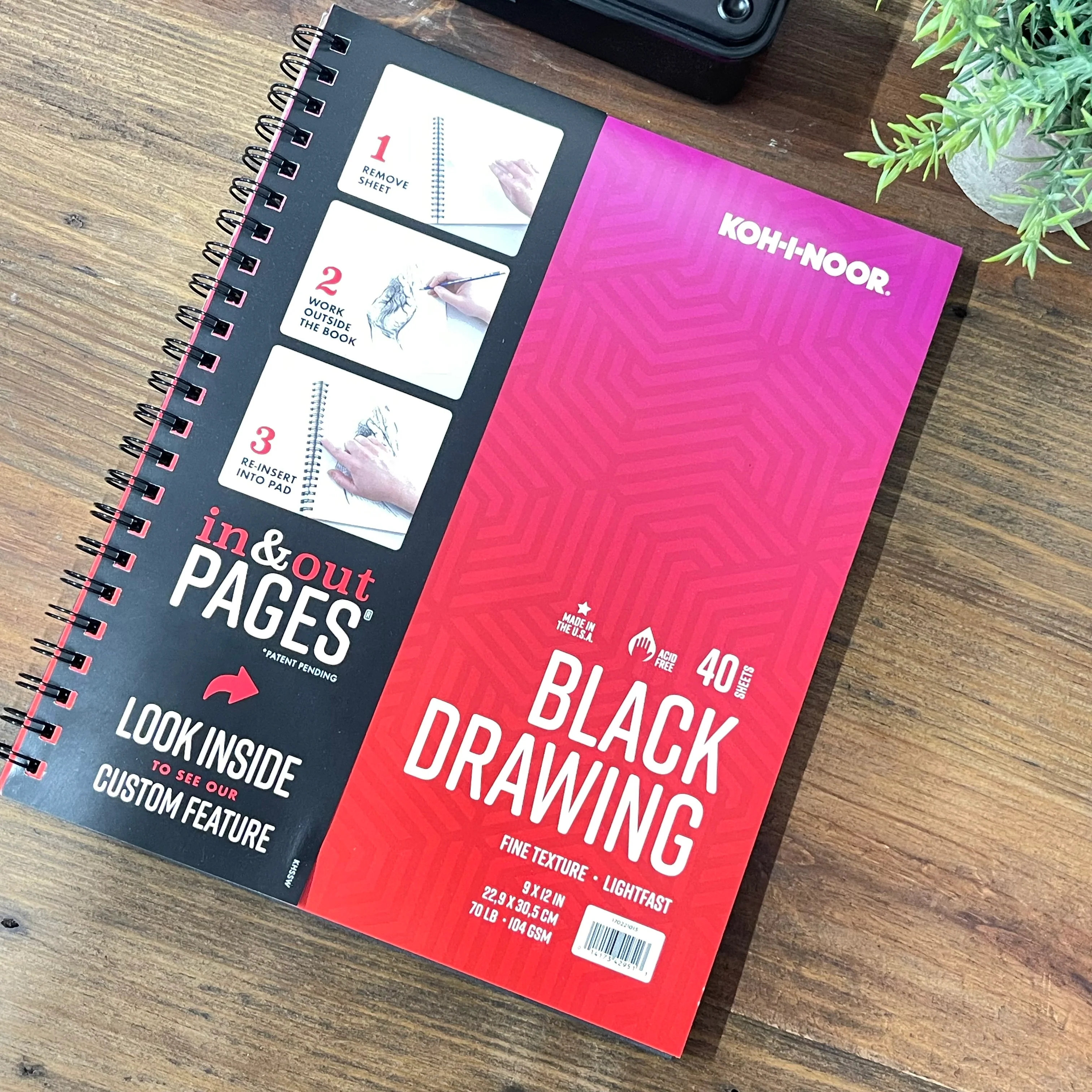 KOH-I-NOOR In & Out Black Drawing Pad (9x12 Inches) - Image 3