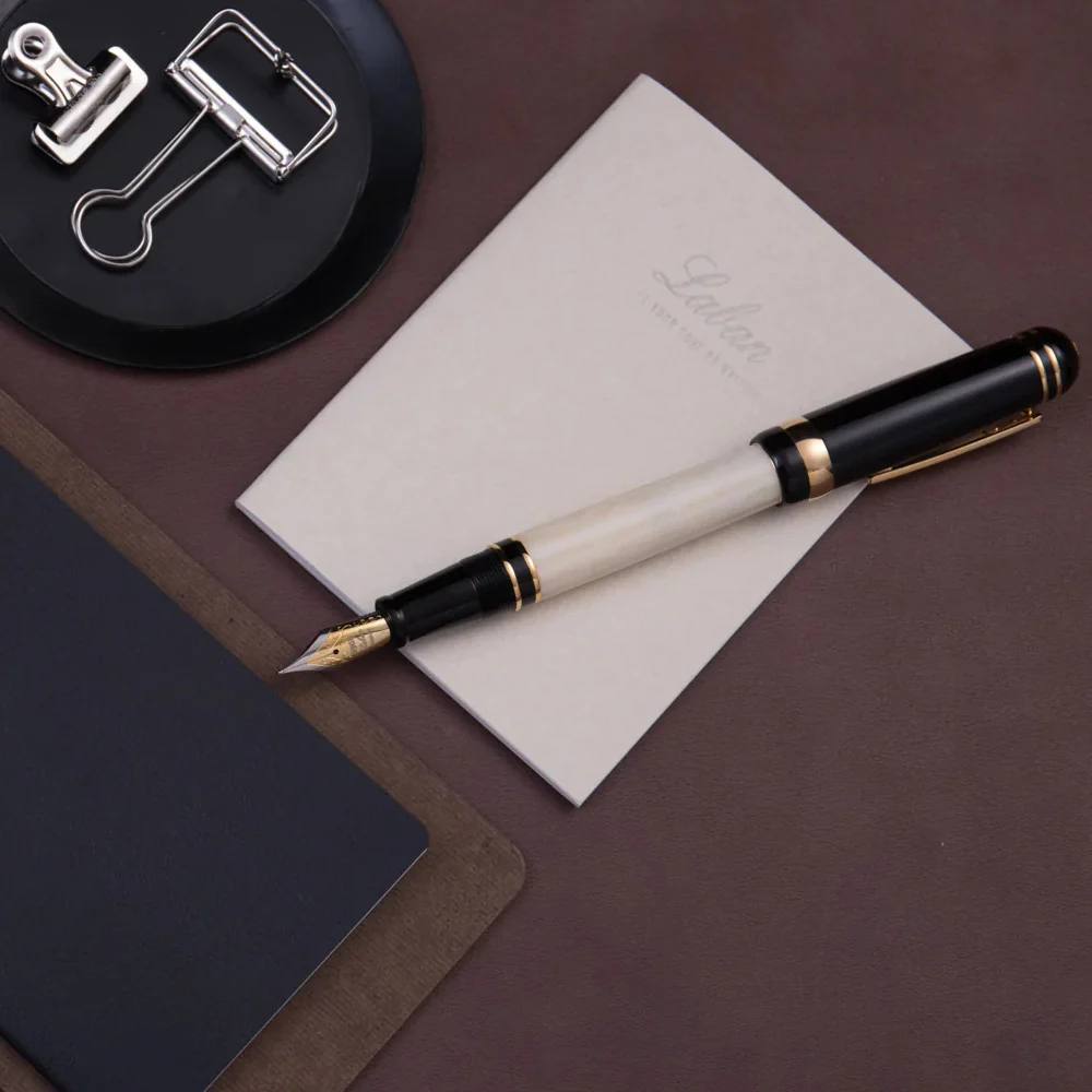 Laban 325 Fountain Pen - Cambridge Marble Black - Image 3