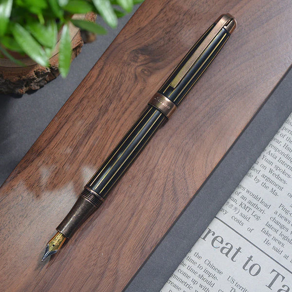 Laban Antique II Fountain Pen - Rose Gold - Image 5