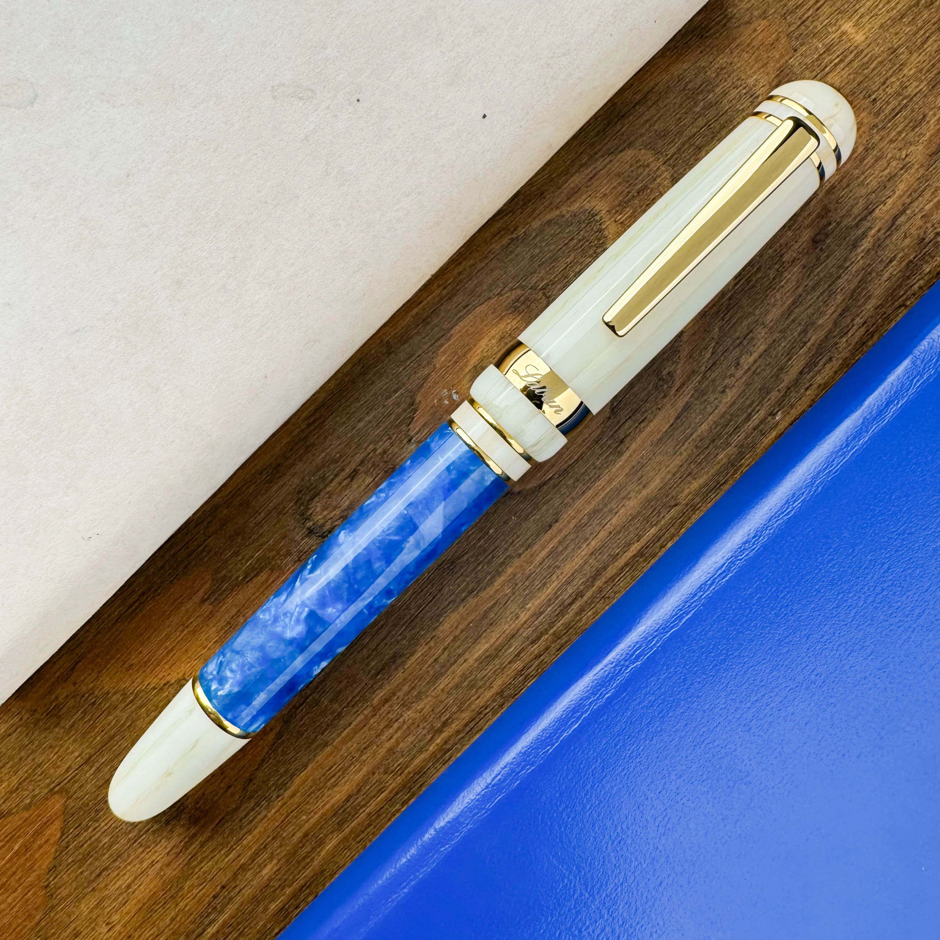 Laban 325 Fountain Pen - Ocean Blue - Image 2