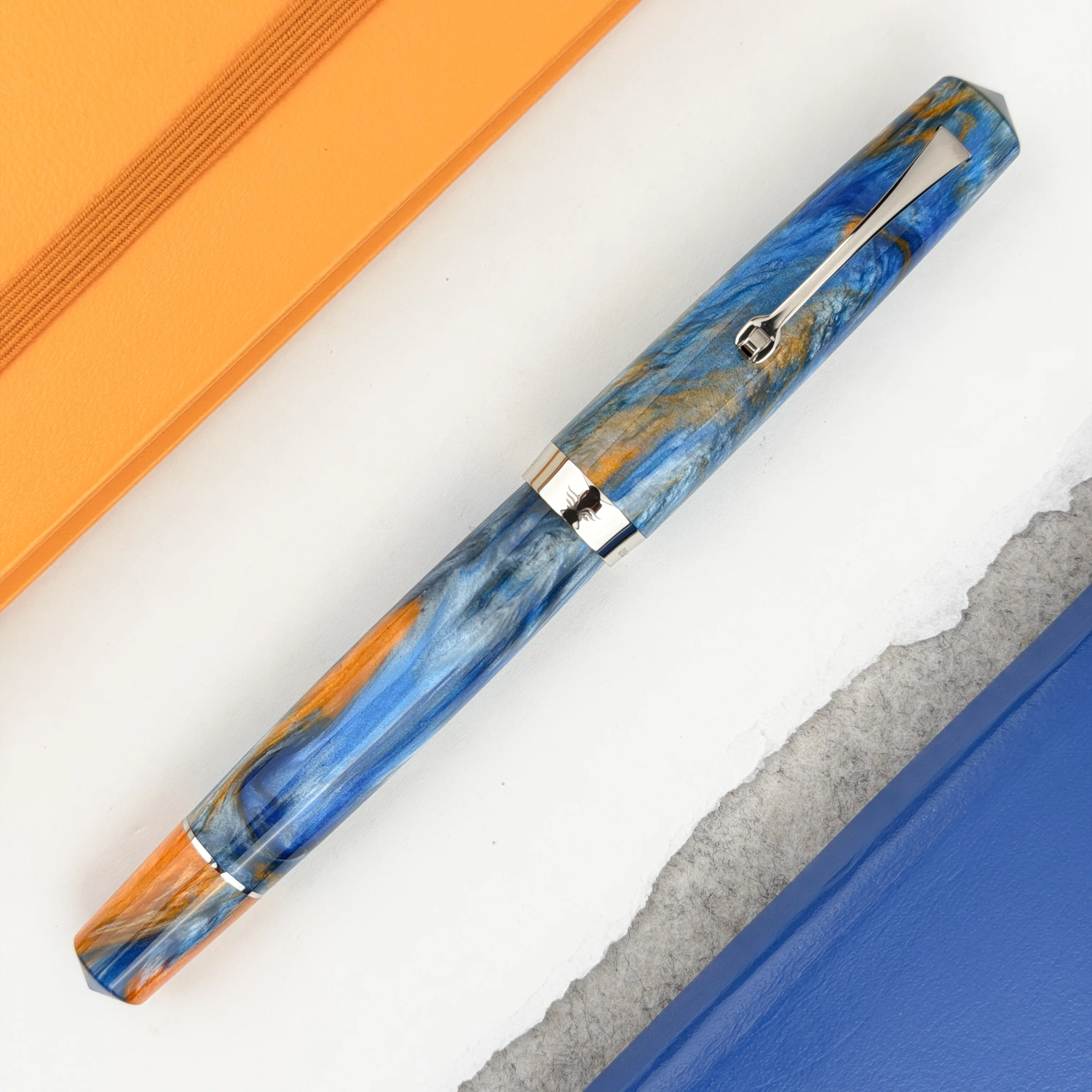 Leonardo Fantasie Momento Magico Fountain Pen - Ocean Sunrise (Limited Edition) - Image 2