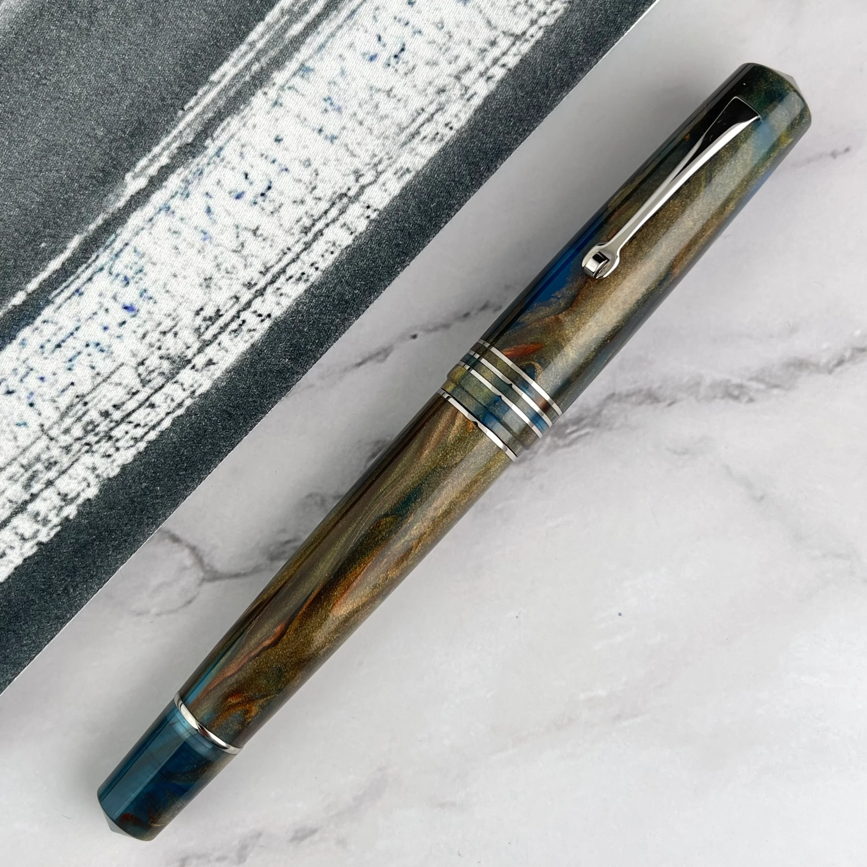 Leonardo Momento Zero Grande 2.0 Fountain Pen - Stardust - Image 2