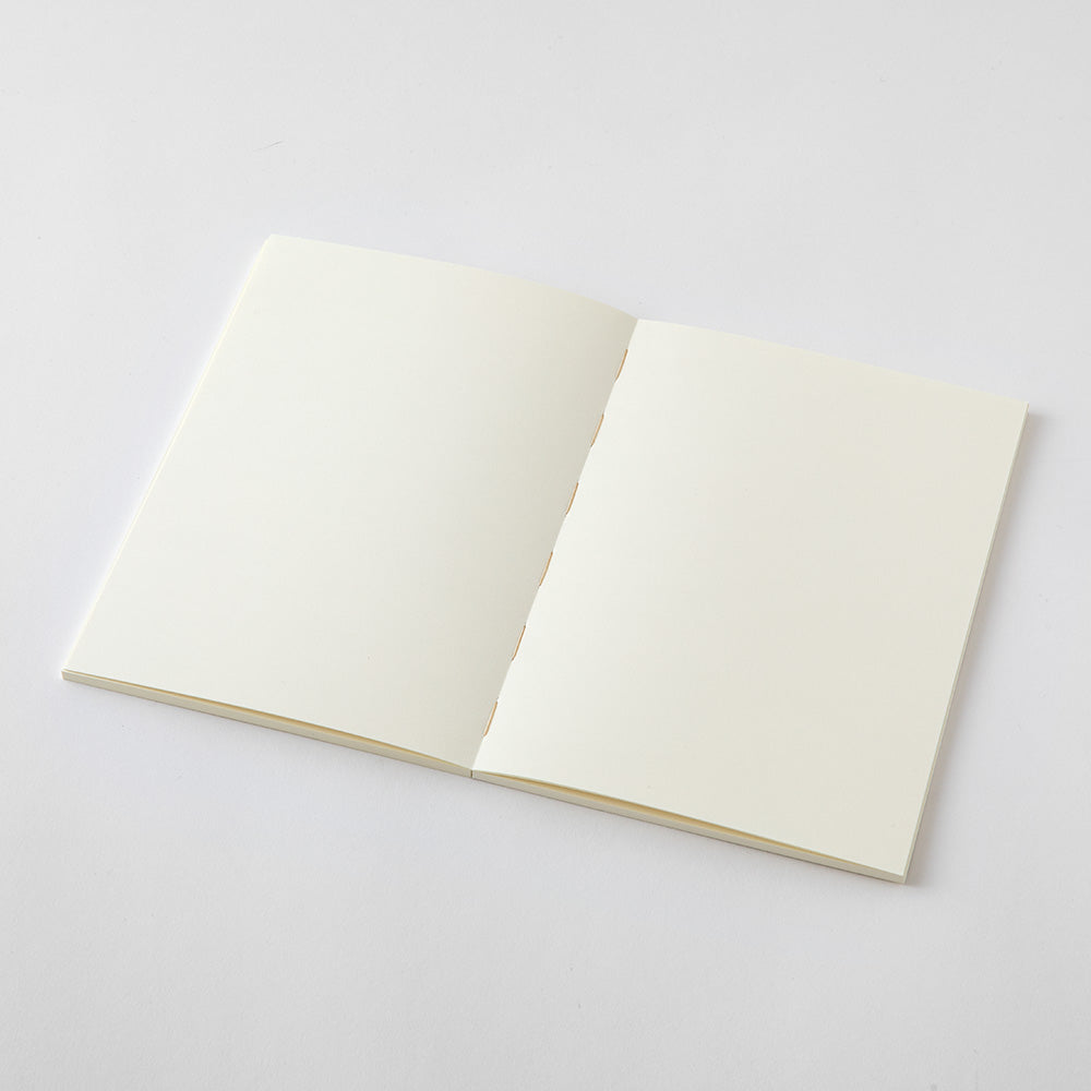 Midori MD Thick Notebook - Plain - A5 - Image 8