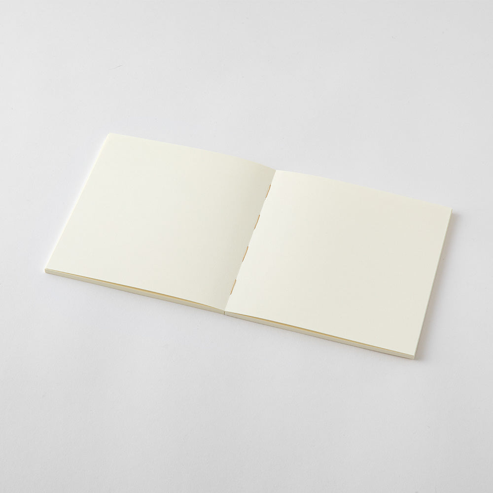 Midori MD Thick Notebook - Plain - A5 Square - Image 5