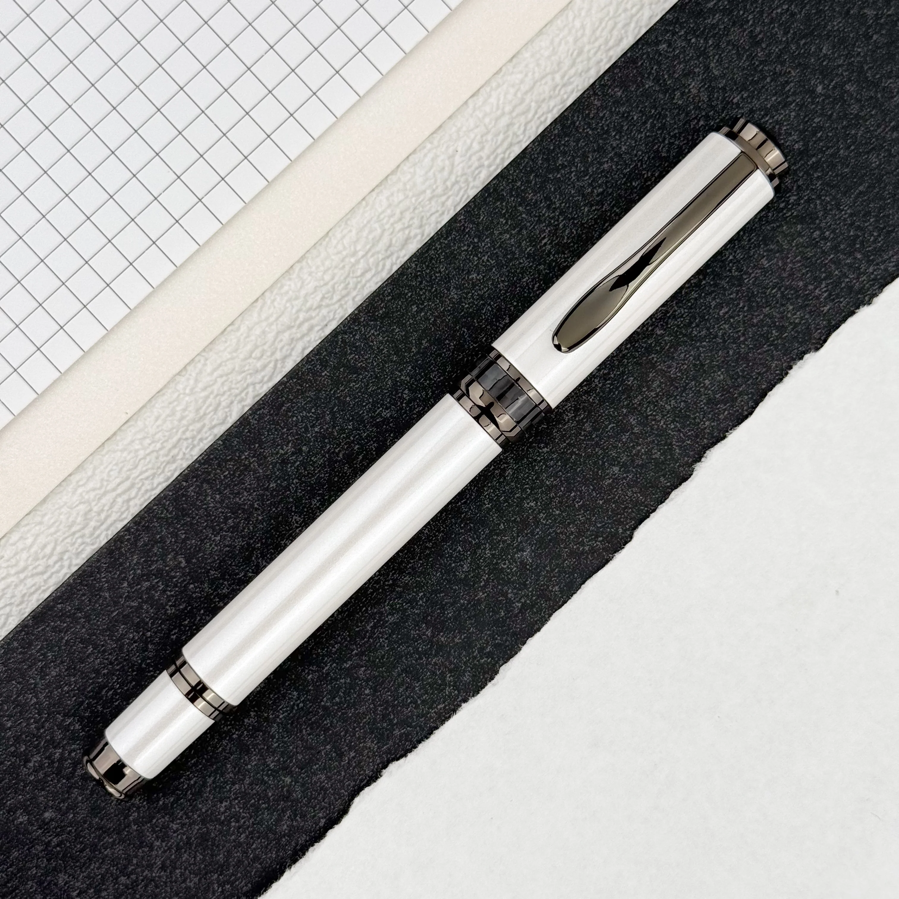 Monteverde Innova Fountain Pen - Cloud Dancer w/ Gunmetal (Special Edition) - Image 2