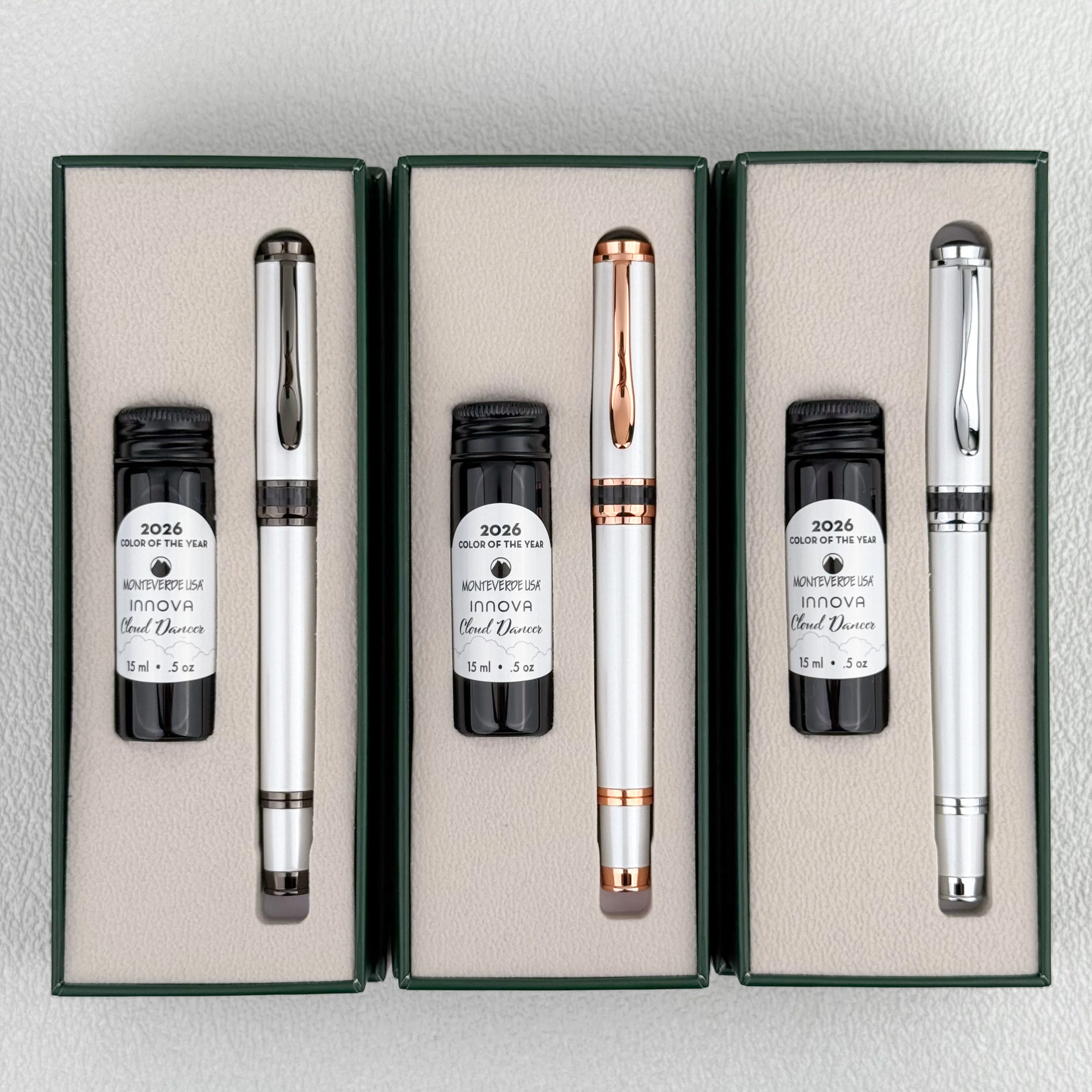 Monteverde Innova Fountain Pen - Cloud Dancer w/ Gunmetal (Special Edition) - Image 3
