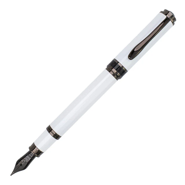 Monteverde Innova Fountain Pen - Cloud Dancer w/ Gunmetal (Special Edition) - Image 4