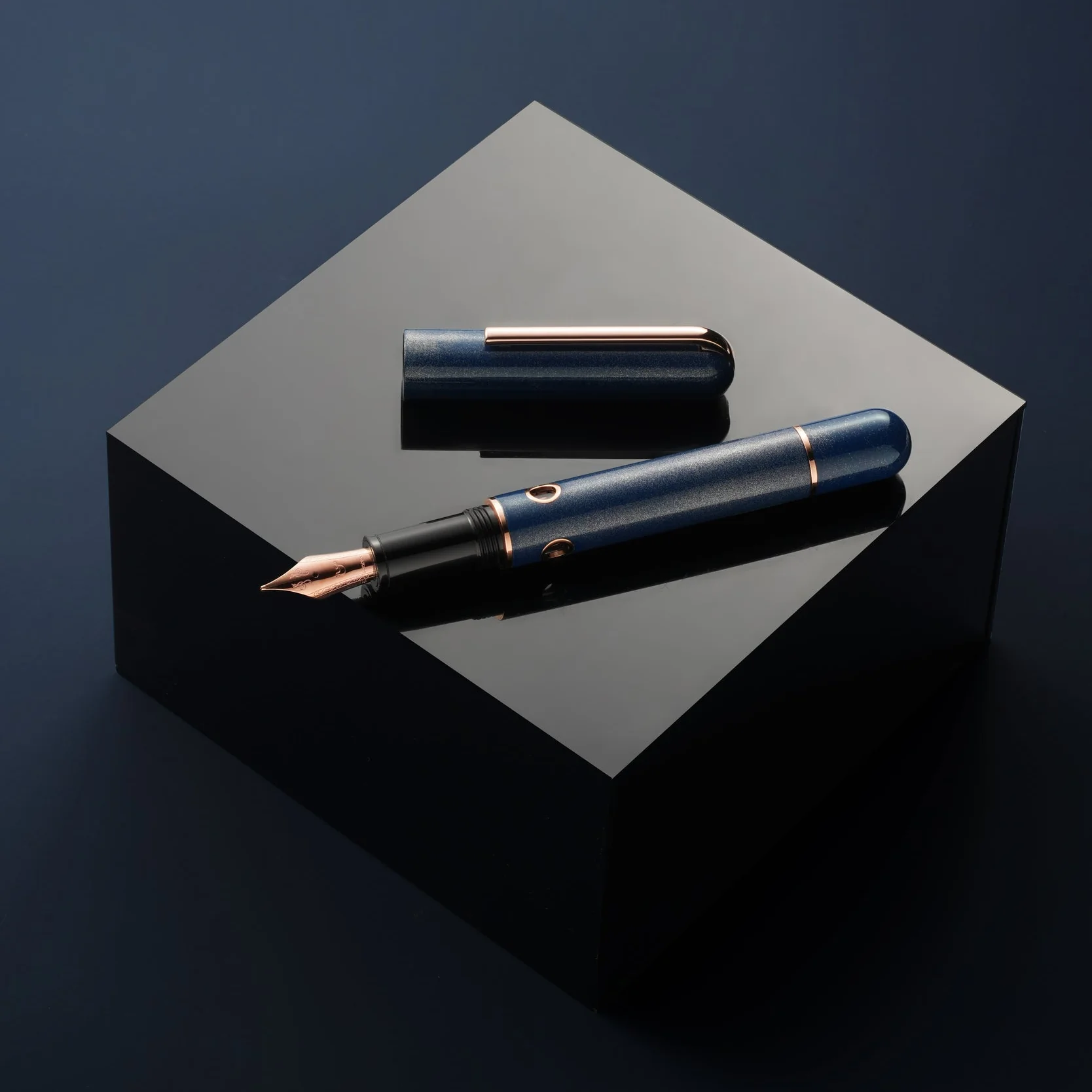 Nahvalur 365 Anniversary Roiro Fountain Pen - Lapis - Image 4
