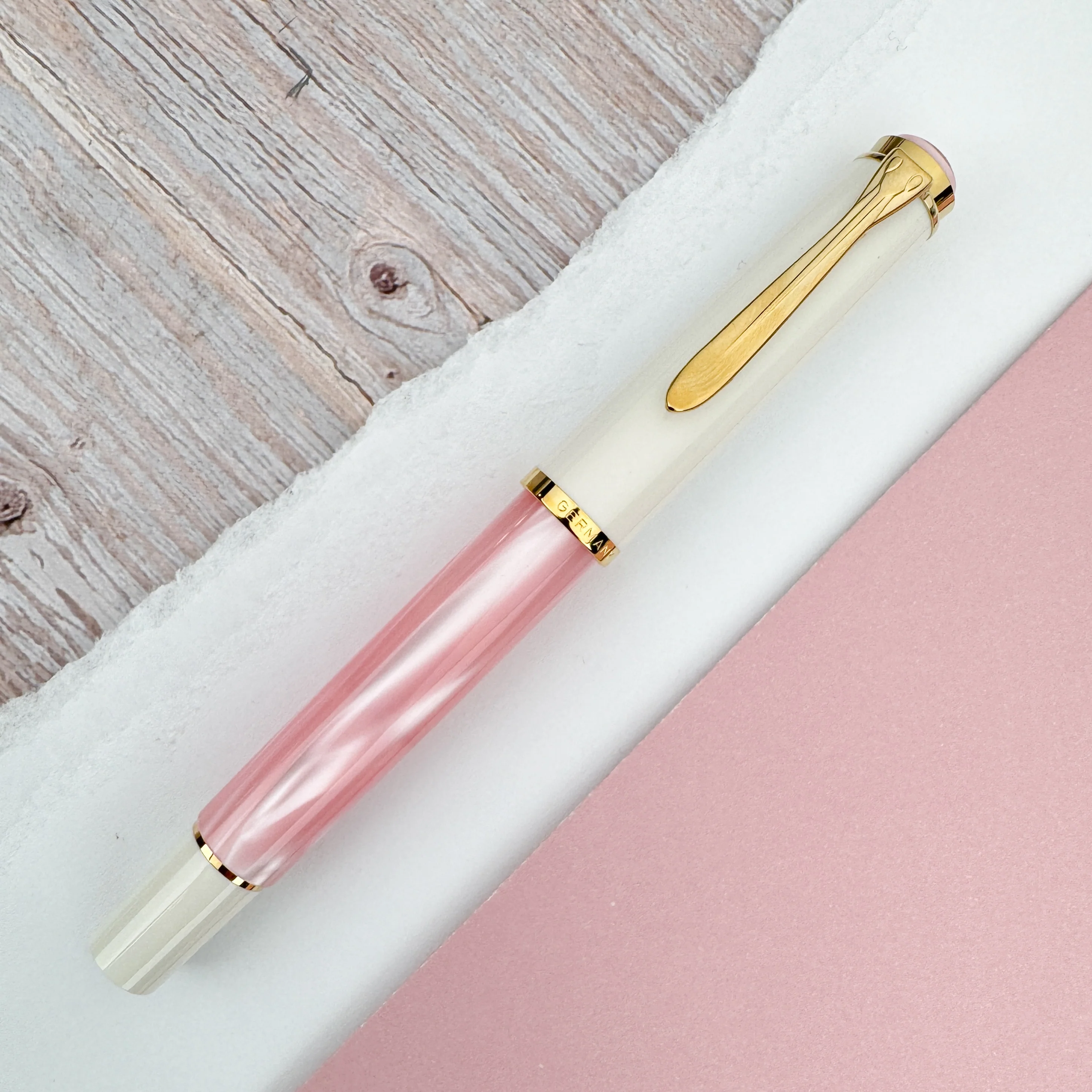 Pelikan Classic M200 Fountain Pen - Cherry Blossom (Special Edition) - Image 2