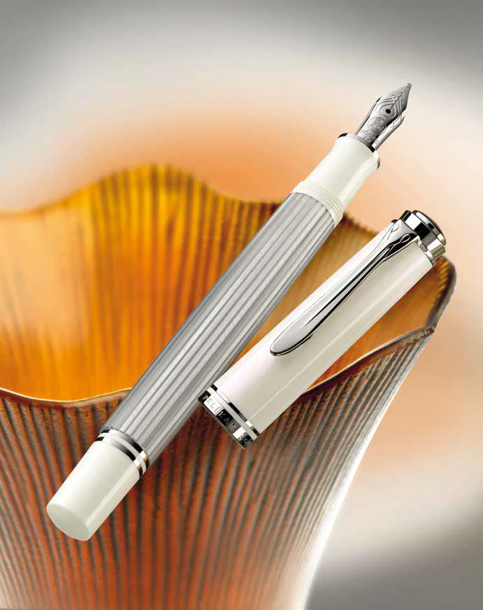 Pelikan Souveran M405 Fountain pen - Silver-White (Special Edition) - Image 4