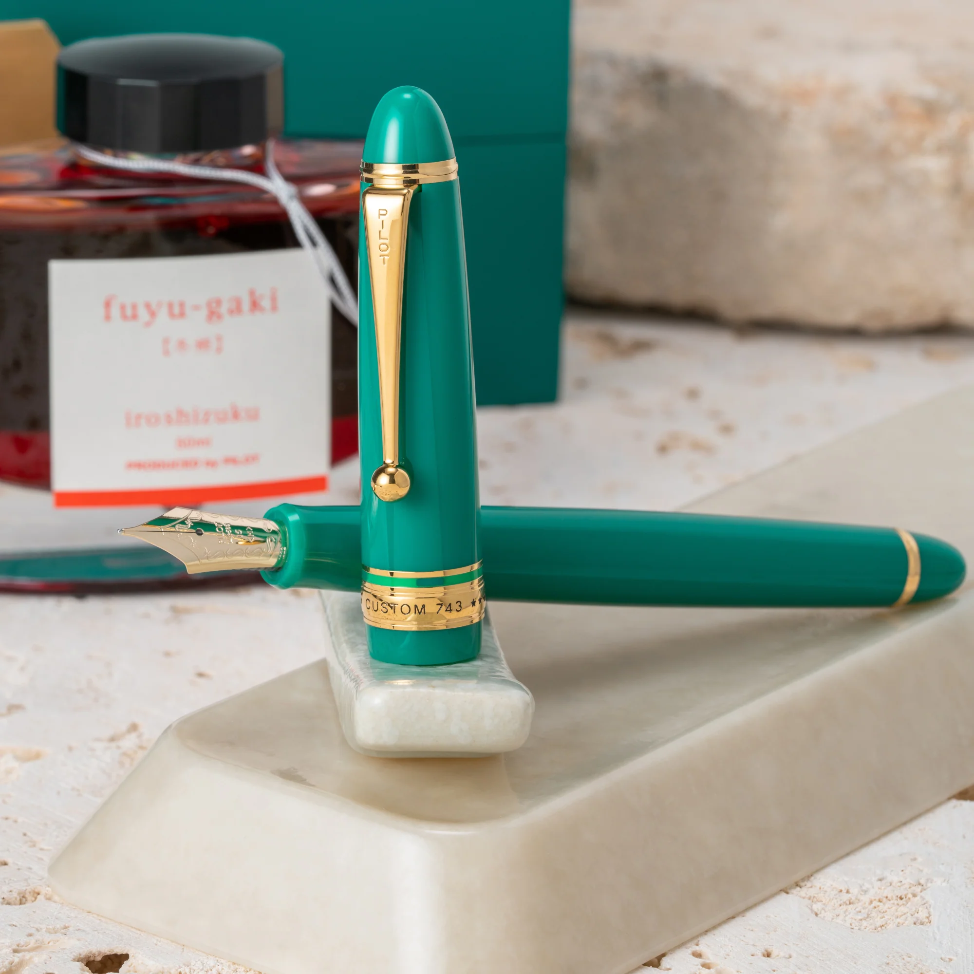 Pilot Custom 743 Fountain Pen - Green - Image 3