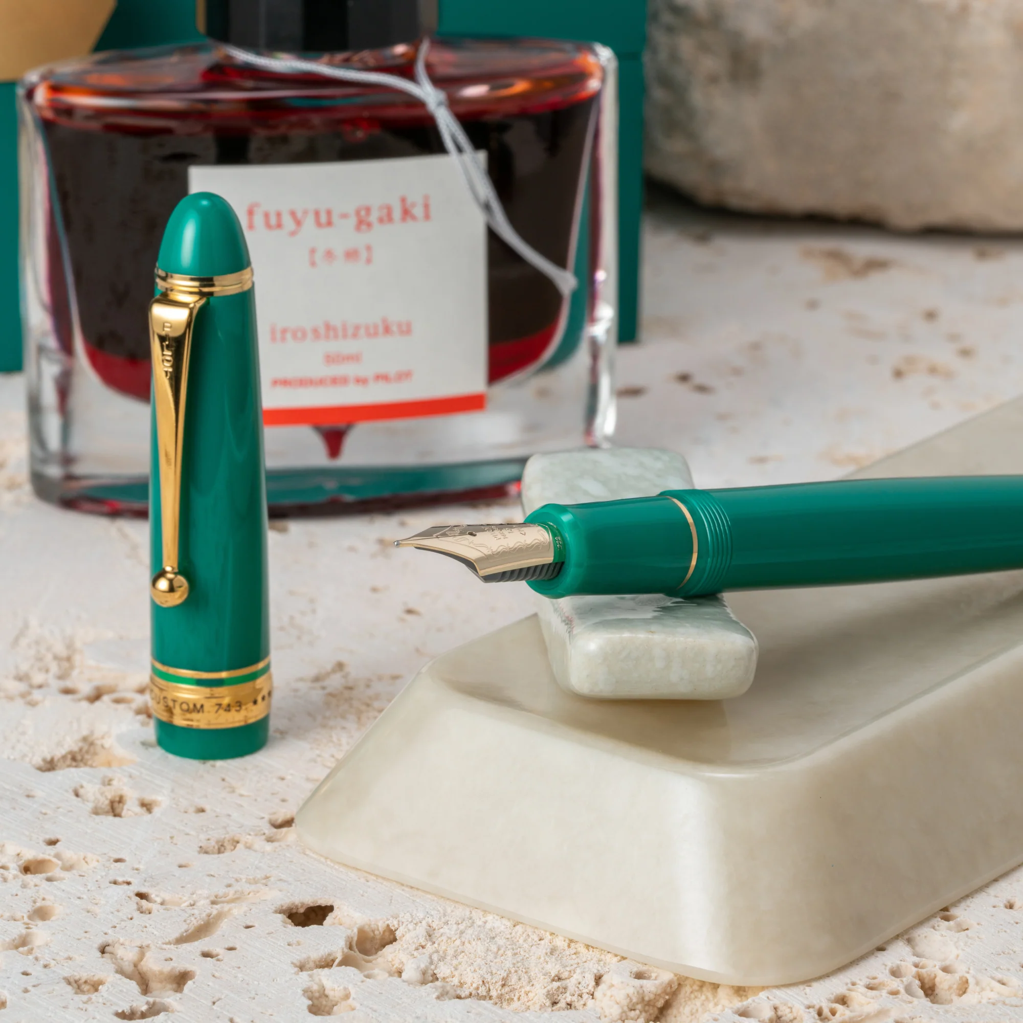 Pilot Custom 743 Fountain Pen - Green - Image 4