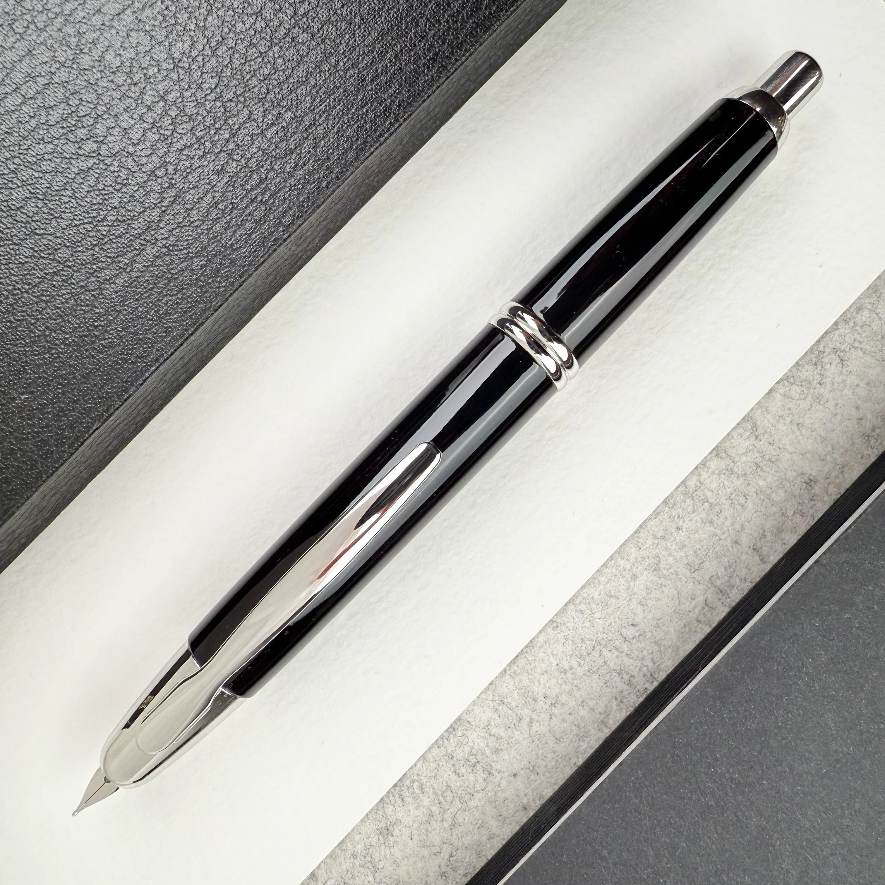 Pilot Vanishing Point Fountain Pen - Black