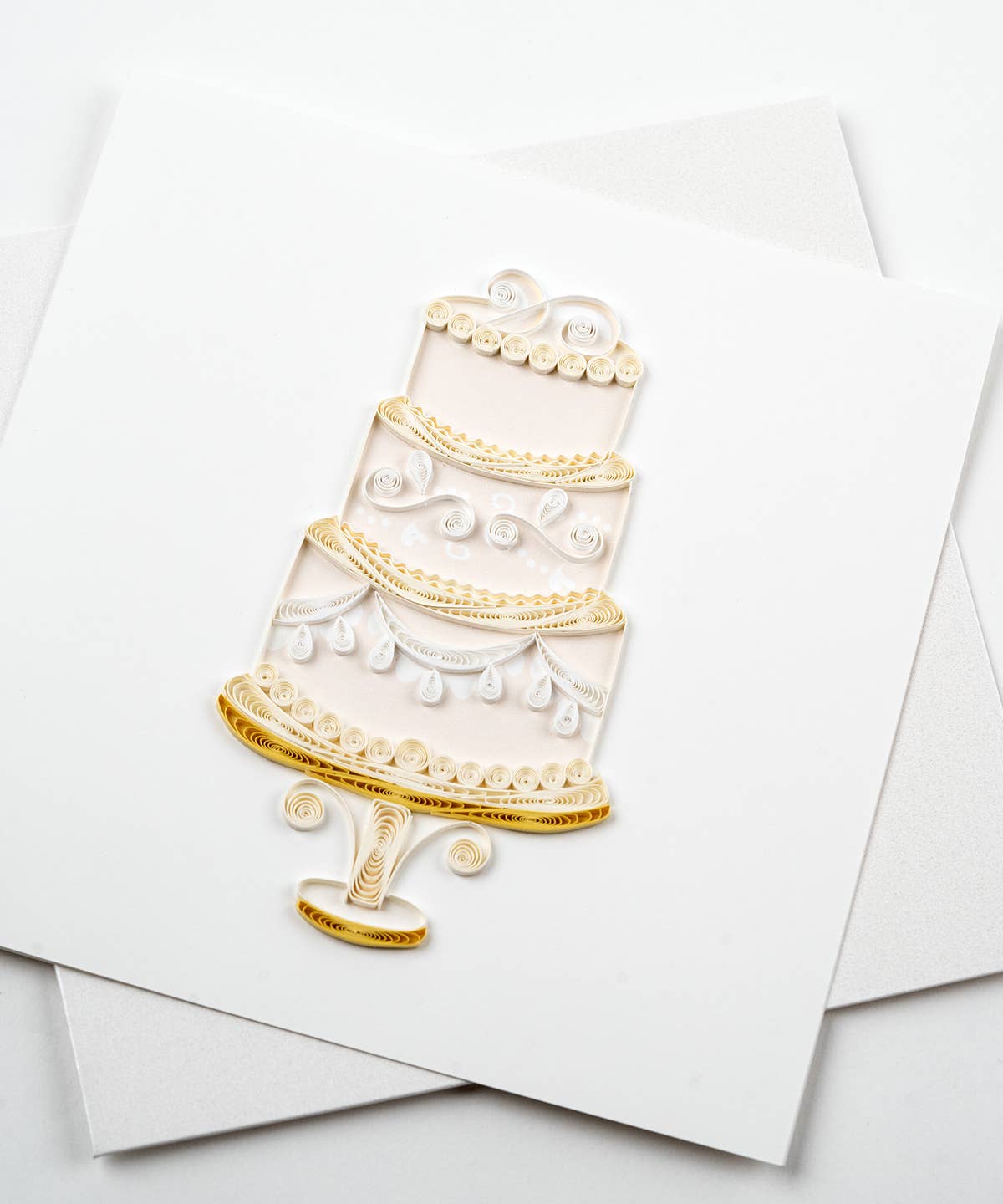 Quilled Elegant Wedding Cake Greeting Card - Image 4