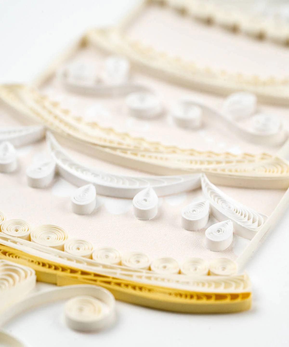 Quilled Elegant Wedding Cake Greeting Card - Image 5