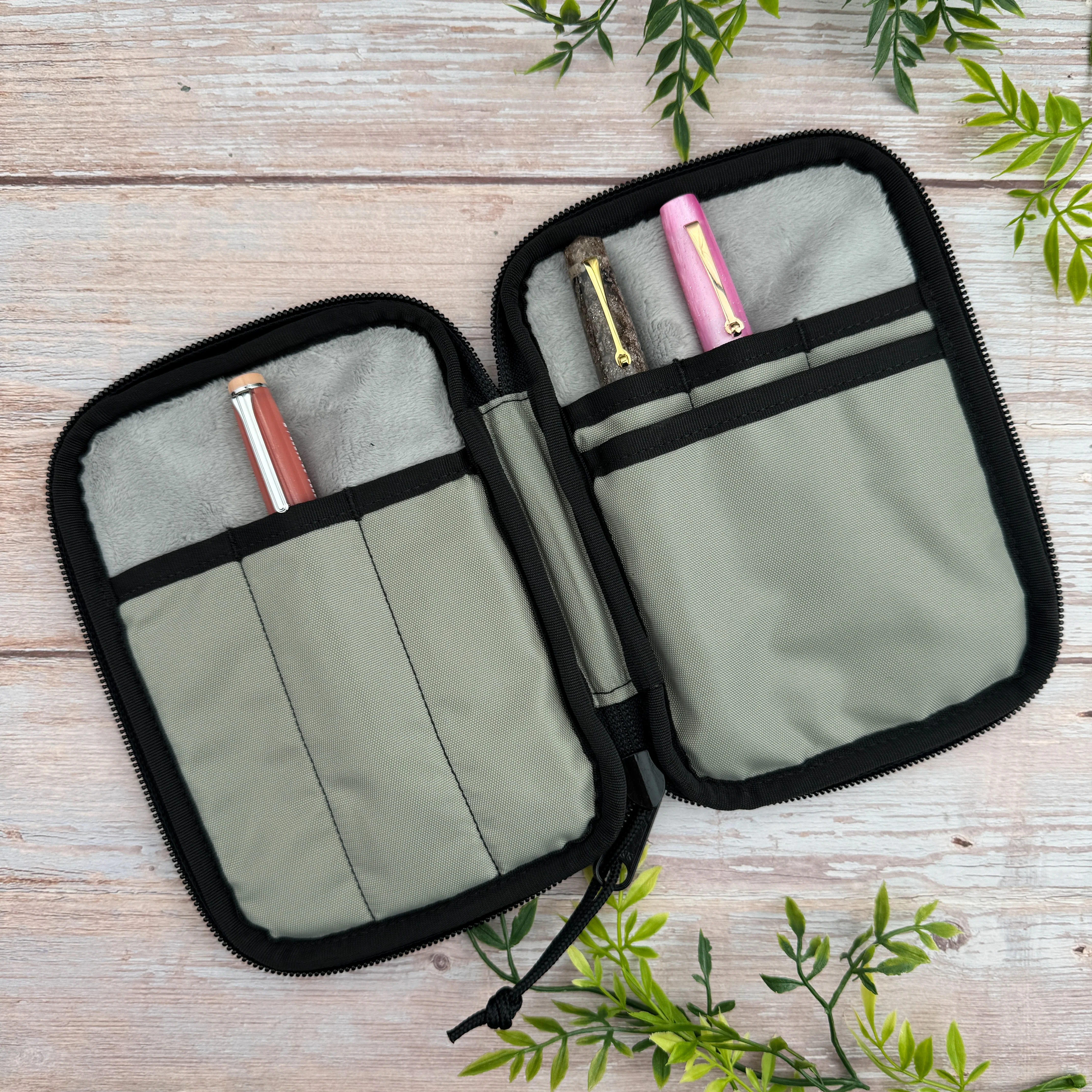 Rickshaw Bagworks Fillmore 6-Pen Case - City Views (Atlas Exclusive) - Image 5