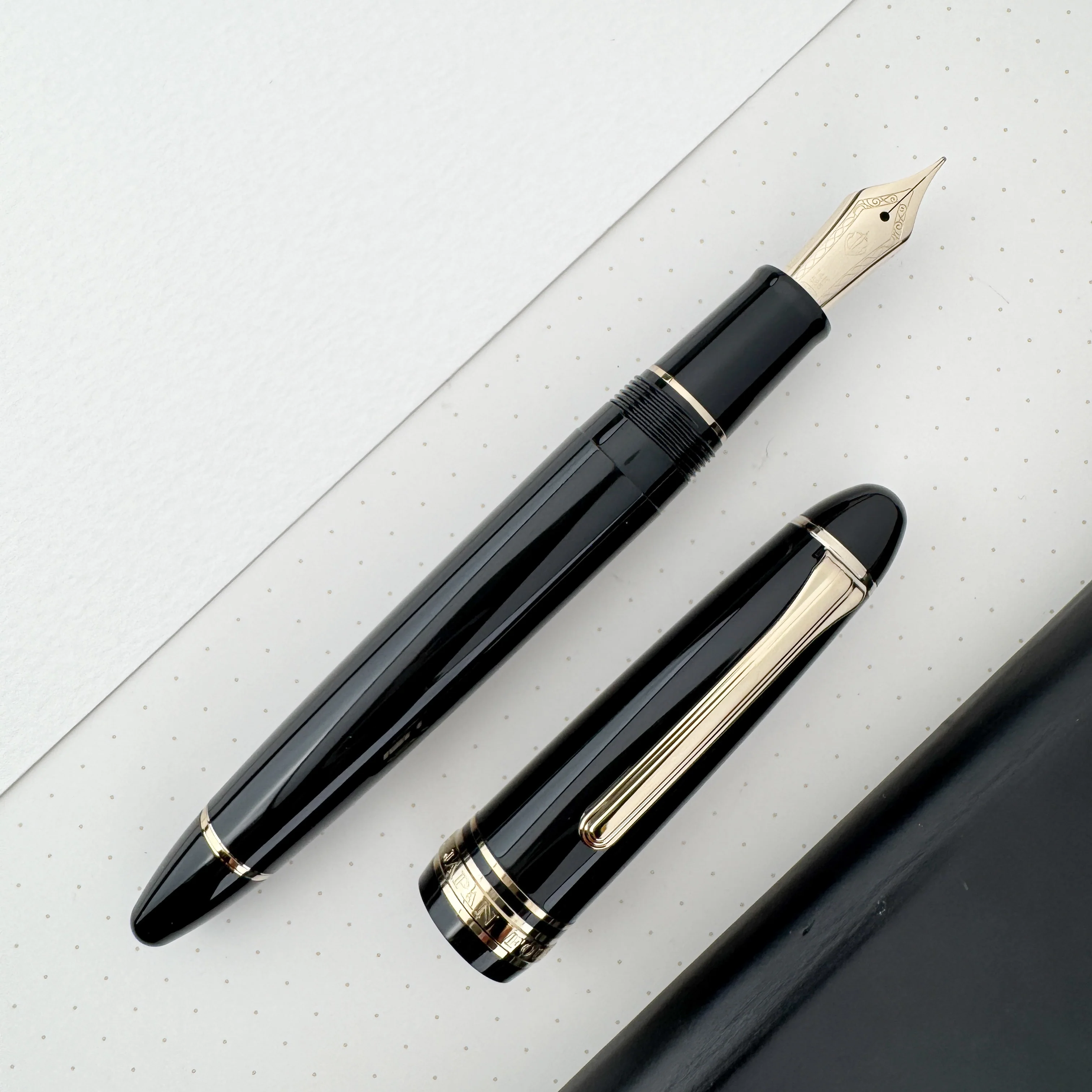 Sailor 1911L 14K Gold Trim Fountain Pen - Pearl Black