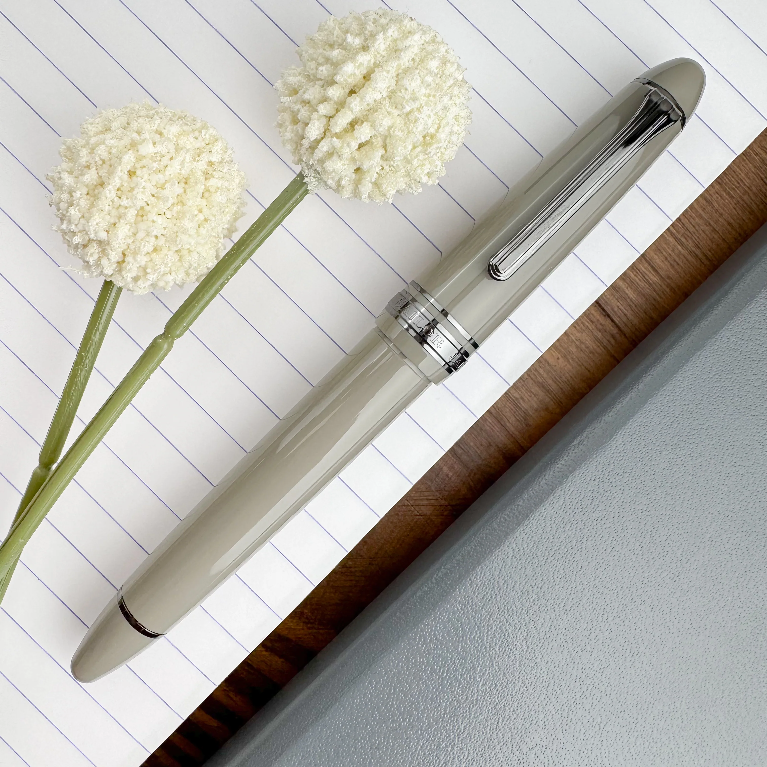 Sailor 1911L Fountain Pen - Themis - Image 2