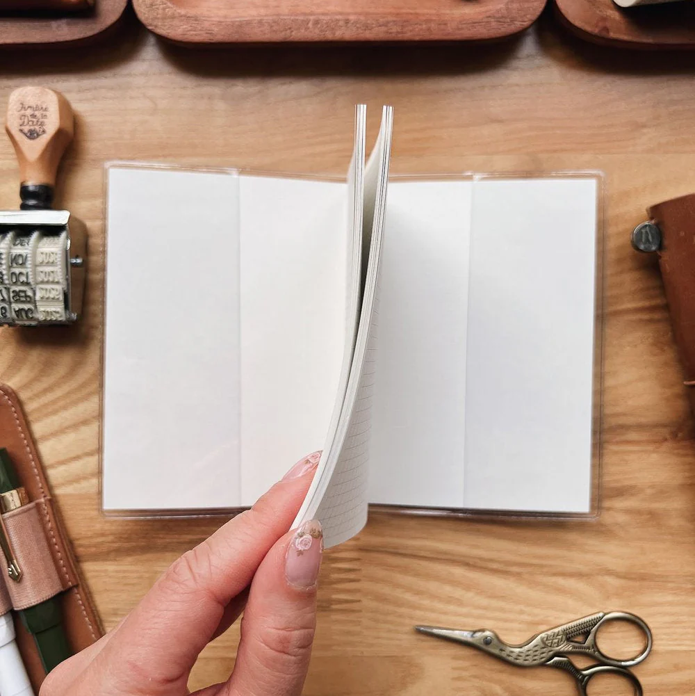 Sarica Studio Clear Cover for Passport Traveler's Notebook - Image 2