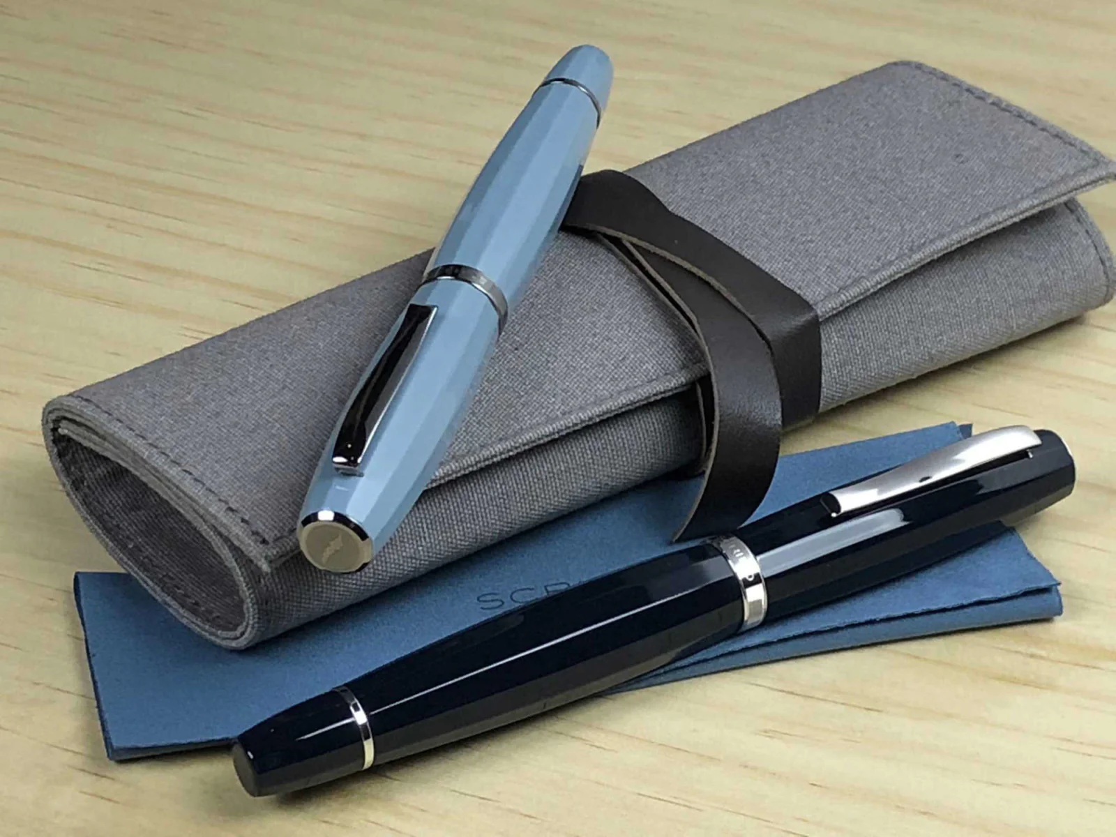 Scribo Feel Fountain Pen - Blue/Black - Image 6