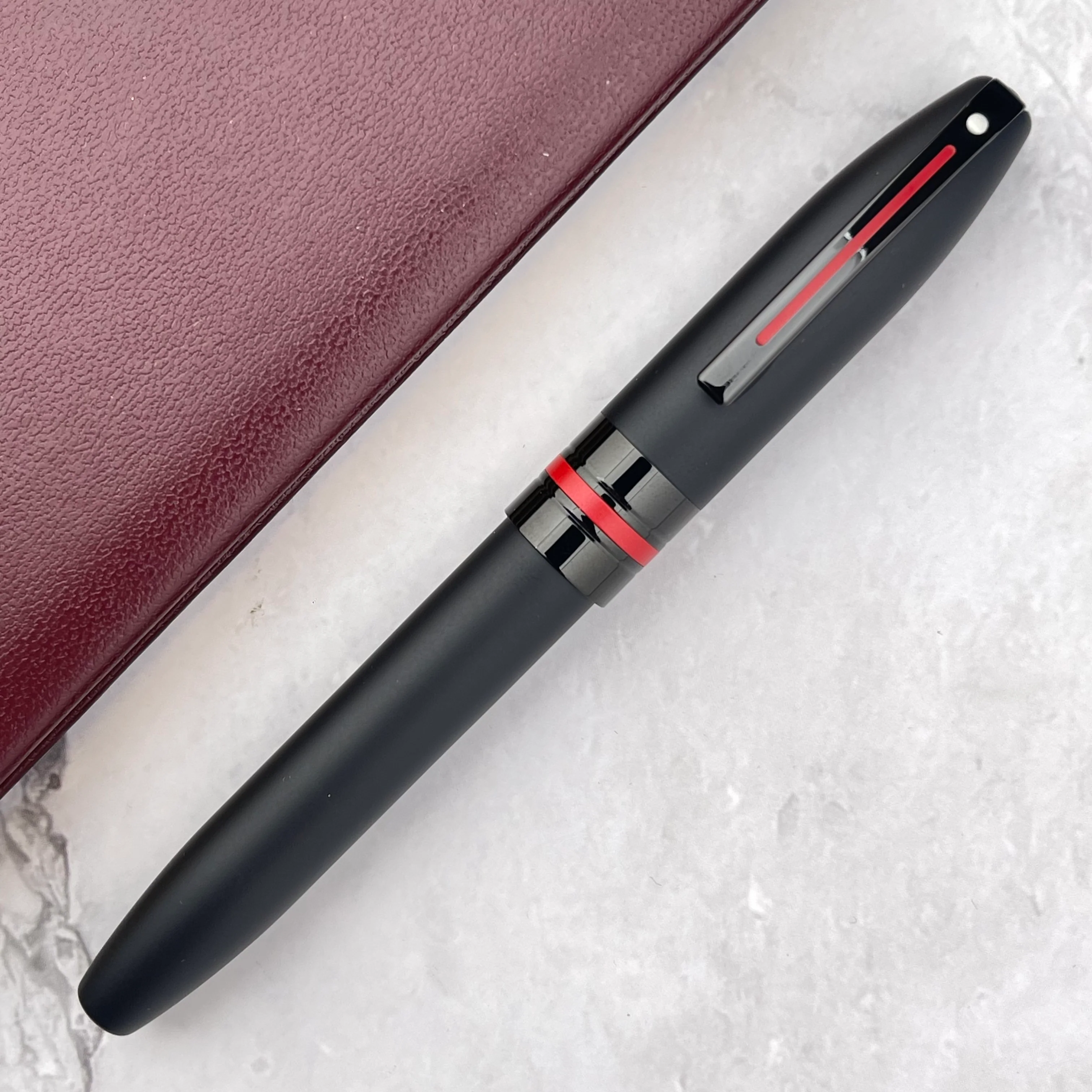 Sheaffer Icon Fountain Pen - Matte Black - Image 2