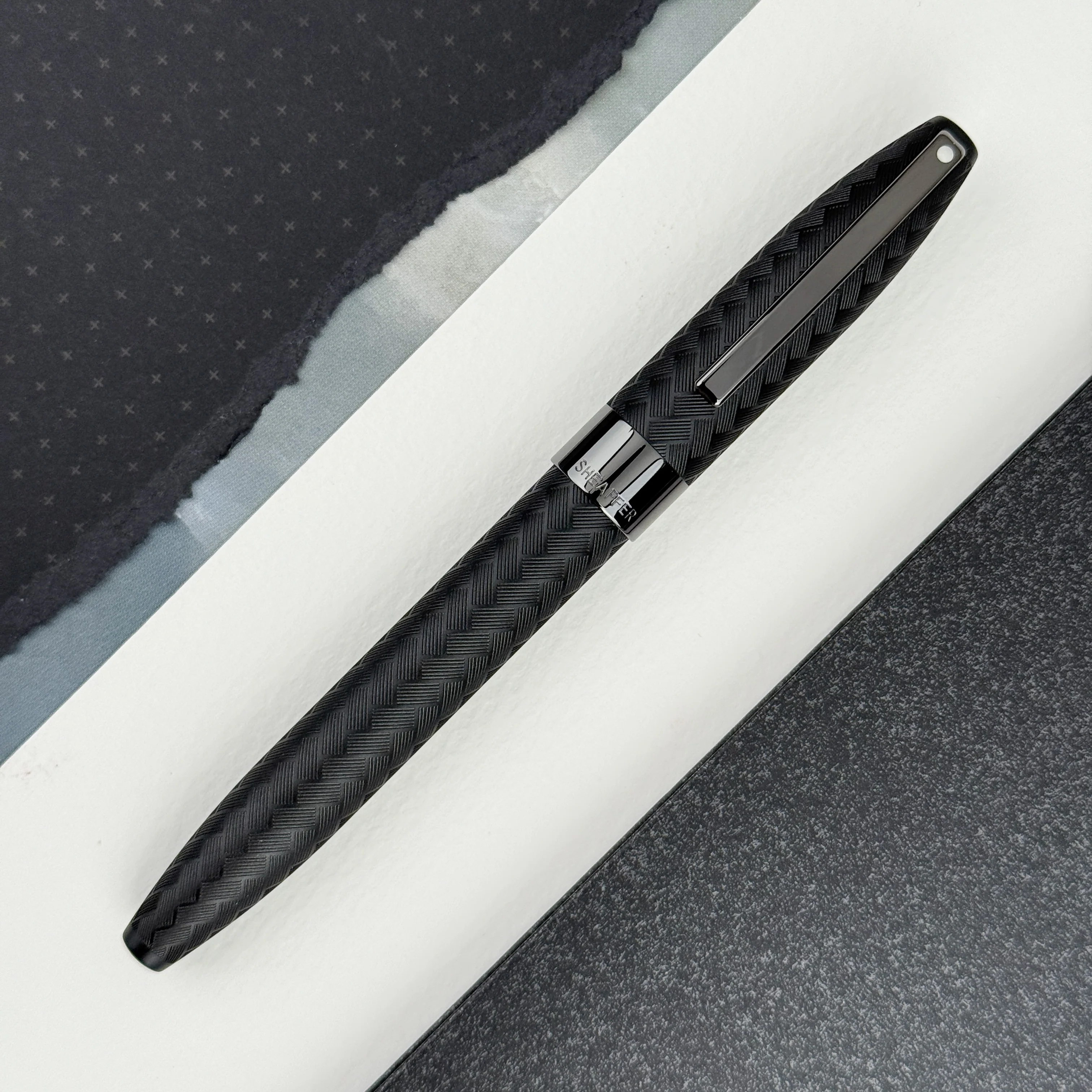 Sheaffer Legacy Chevron Fountain Pen - Matte Black - Image 2