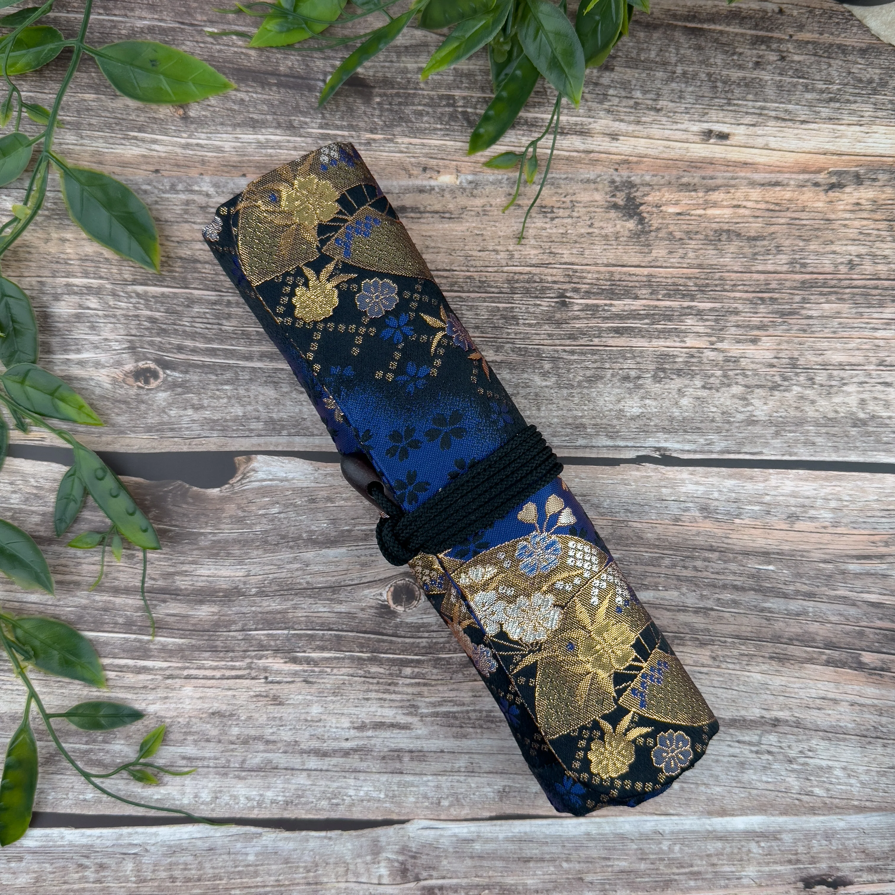 Taccia Kimono Pen Wrap - 8 Slot - Image 2