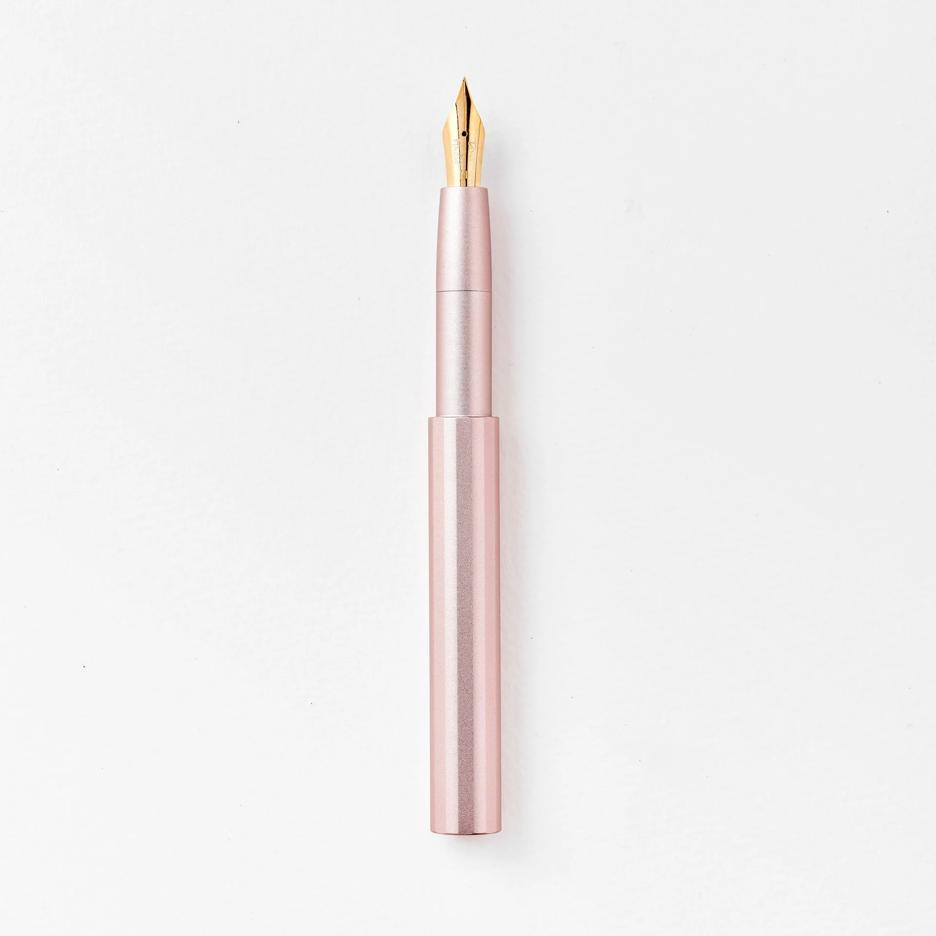 Tom's Studio The Studio Pocket Fountain Pen - Blush - Image 4