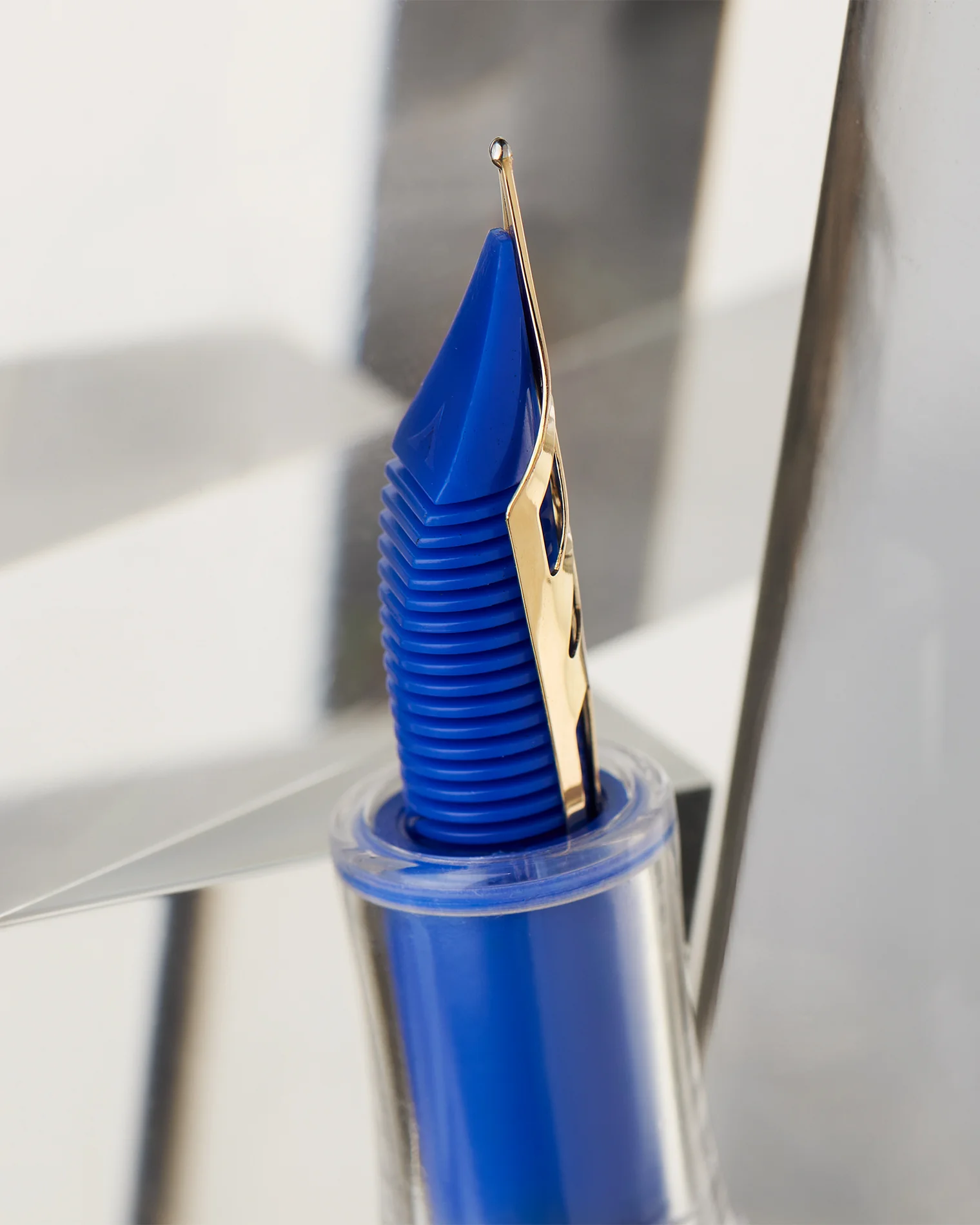 Visconti Homo Sapiens Fountain Pen - Full Demo - Image 4