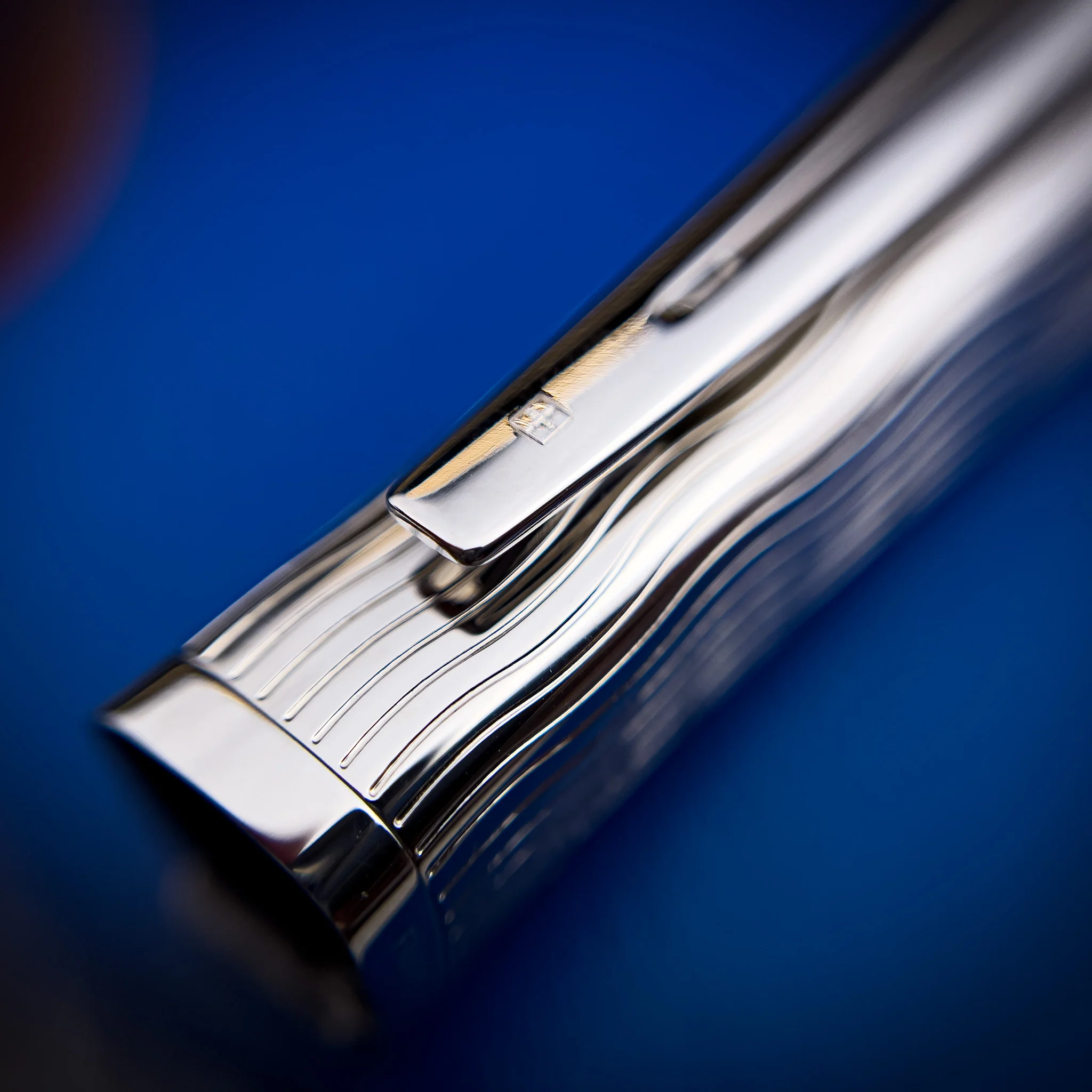Waterman Exception Slim Fountain Pen - L'essence du Bleu (Special Edition) - Image 3