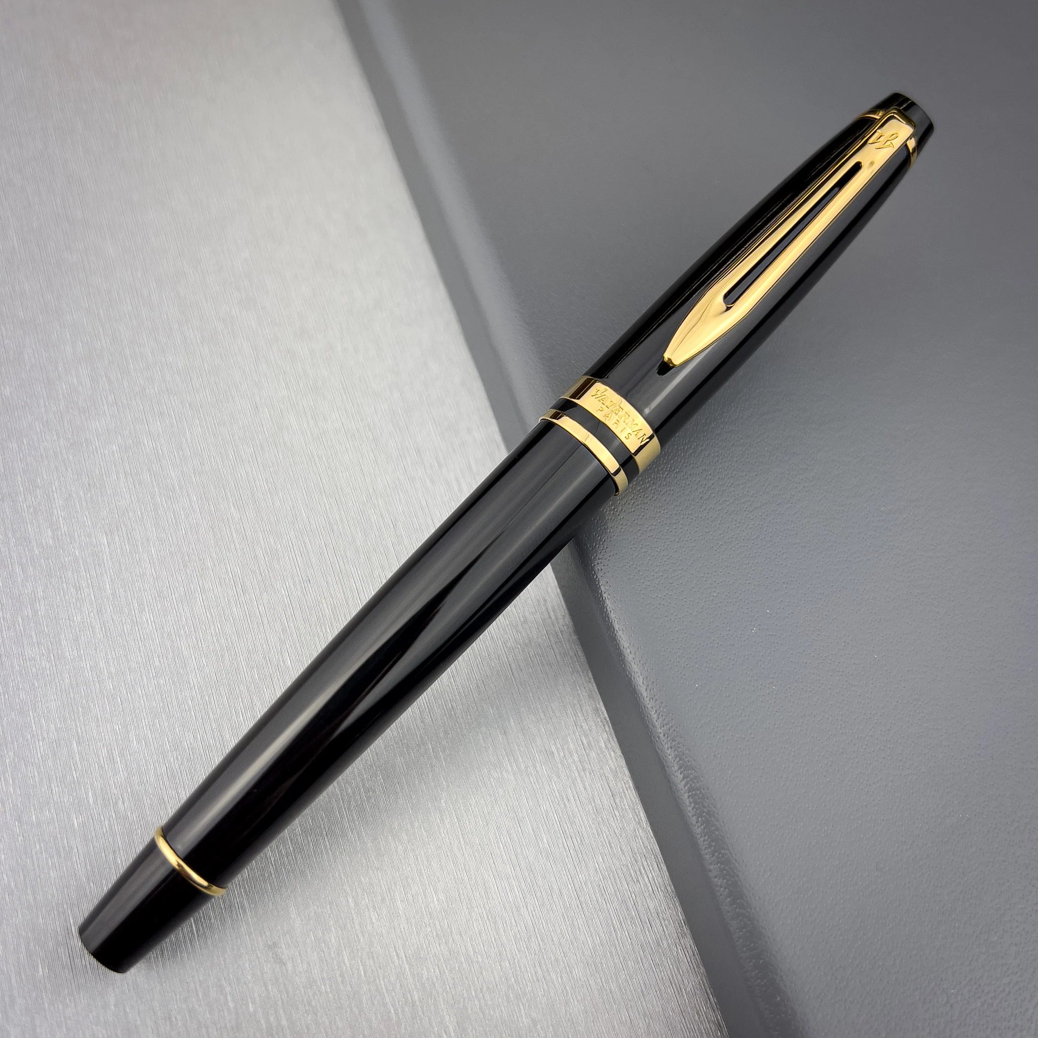 Waterman Expert Fountain Pen - Black w/ Gold Trim - Image 2