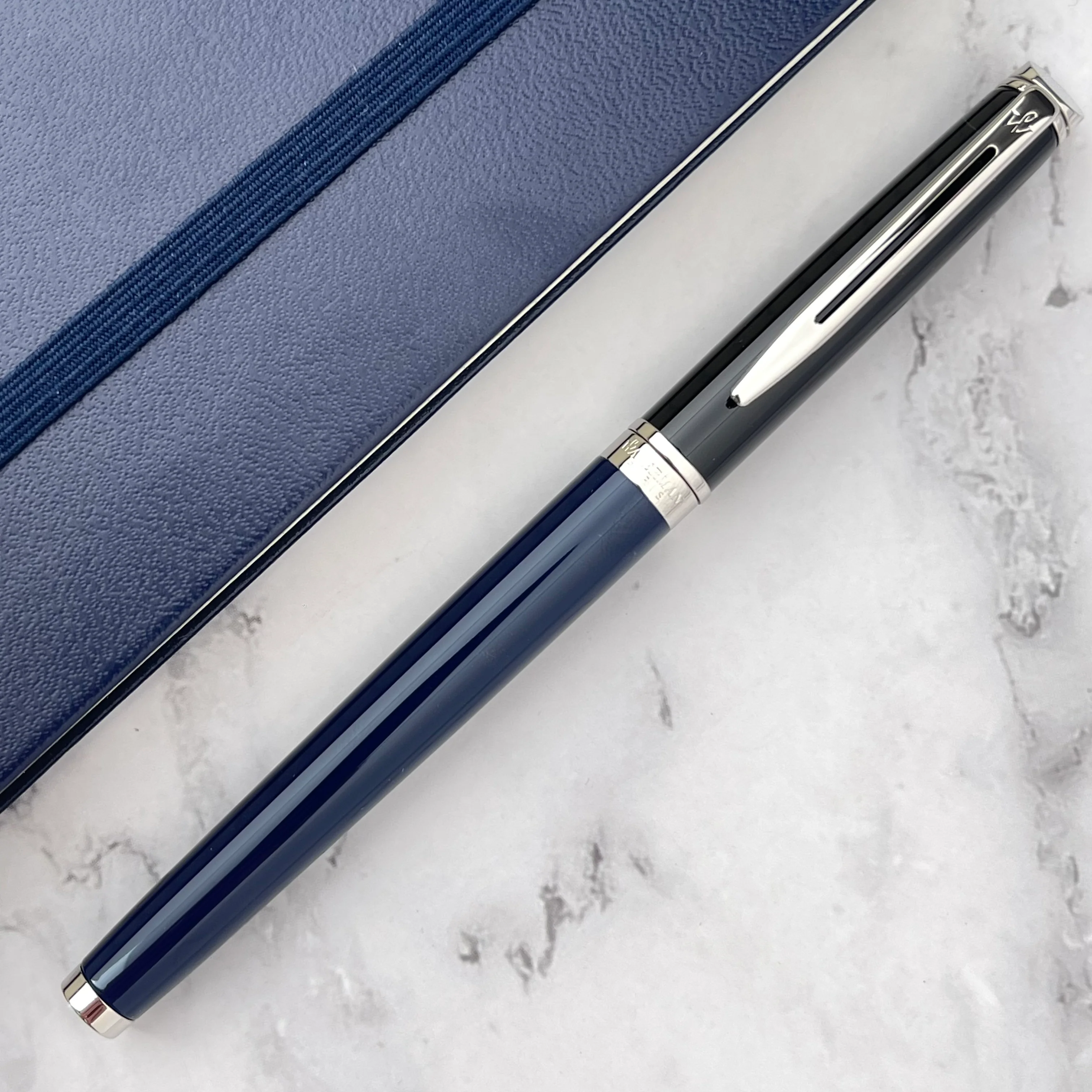 Waterman Hemisphere Color Block Fountain Pen - Black / Blue (Special Edition) - Image 2